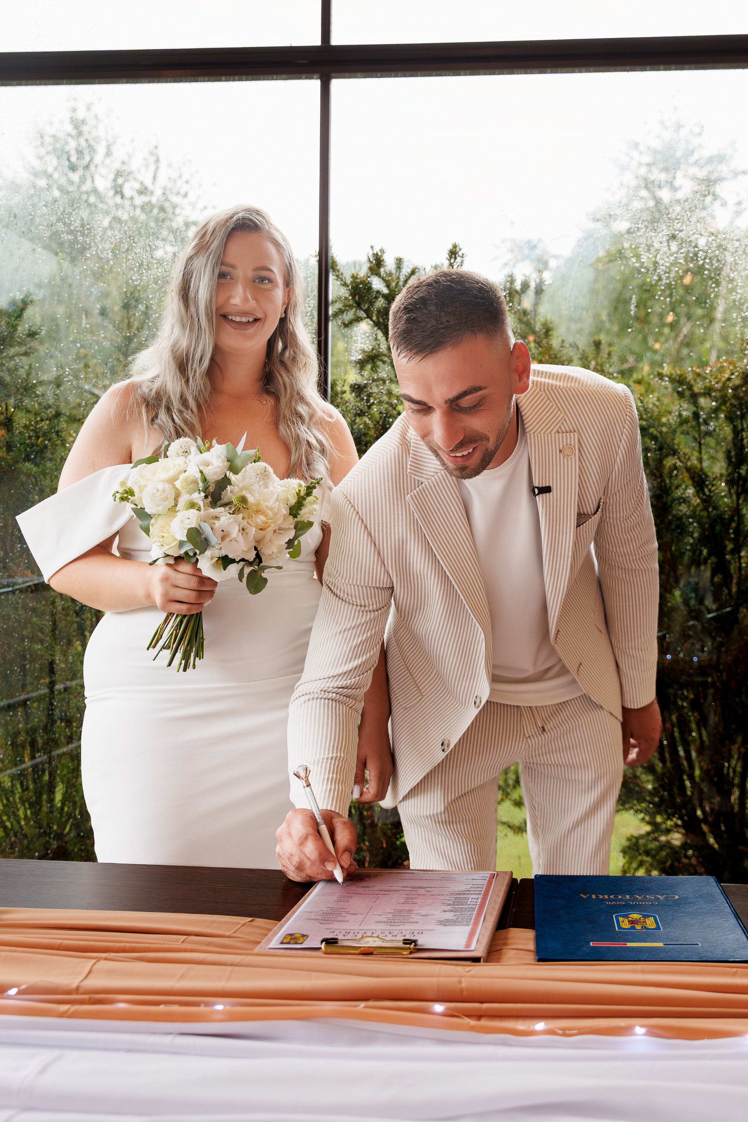 Mihaela & Ștefan - Civil Wedding - Dâmbovița. Fotograf Profesionist Pitesti-Bucuresti| Mircea Seinea