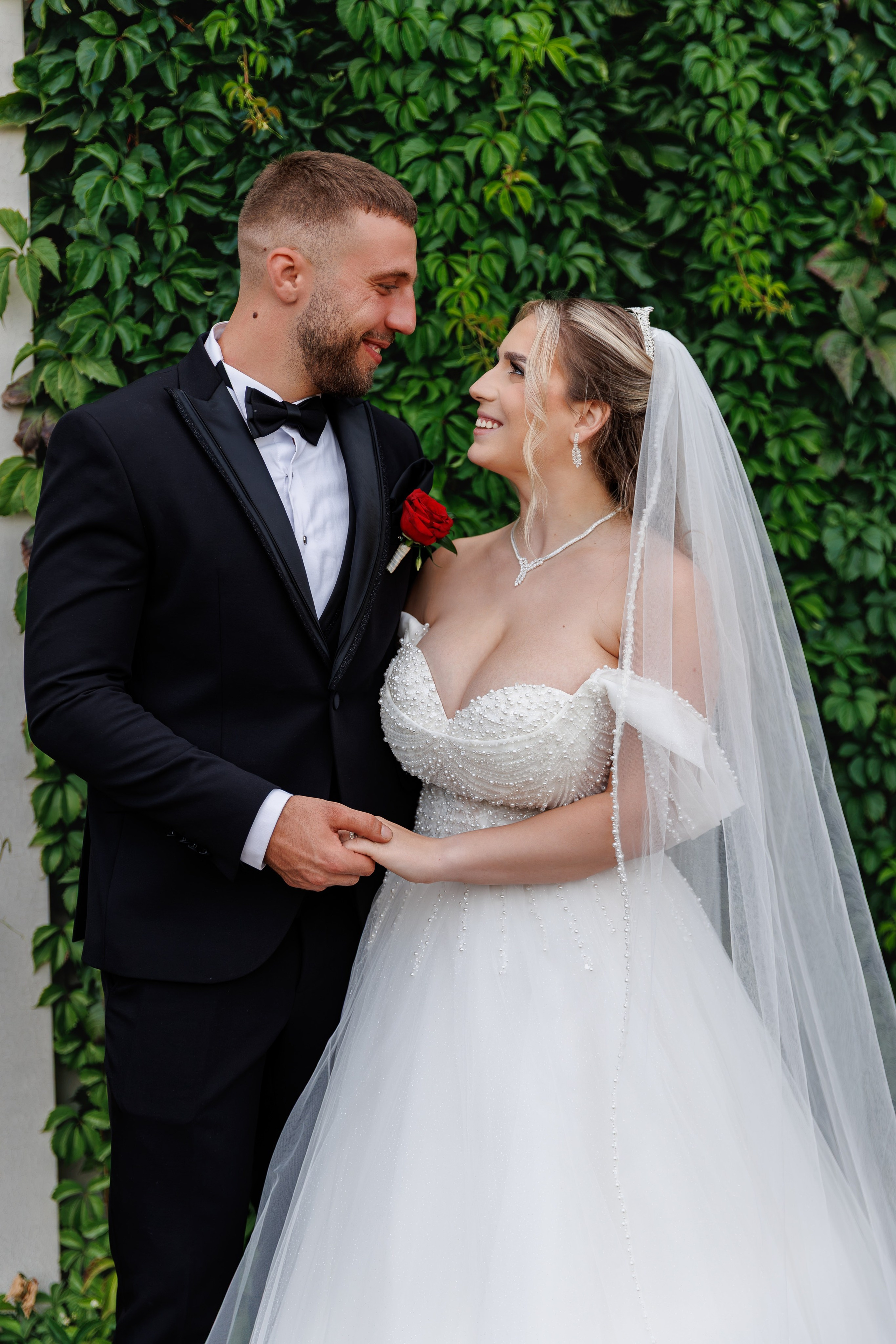 Andreea & Răzvan - Nuntă Otopeni. Fotograf Profesionist Pitesti-Bucuresti| Mircea Seinea