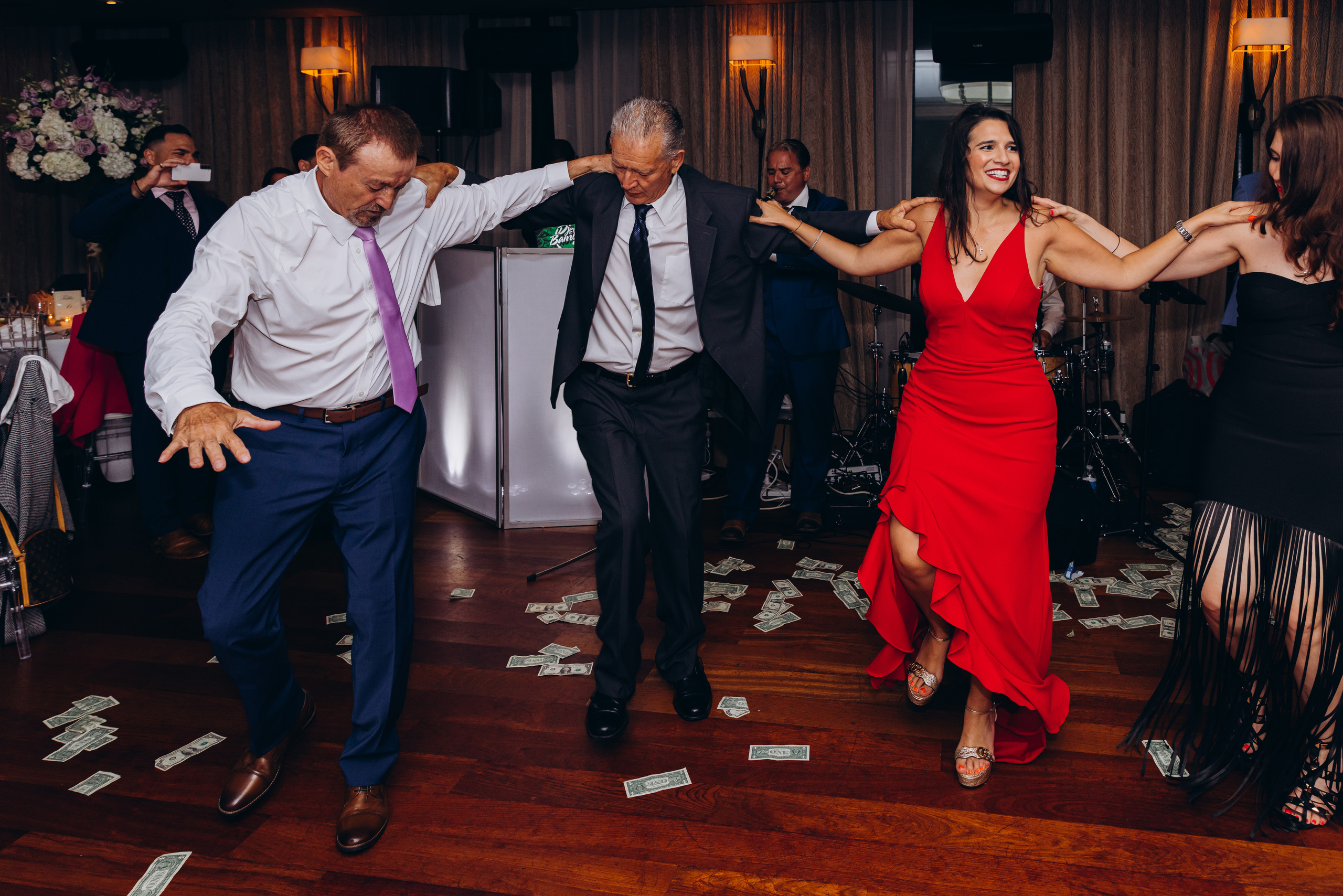 CHRISTINE & VICTOR. Pittsburgh wedding and family photographer