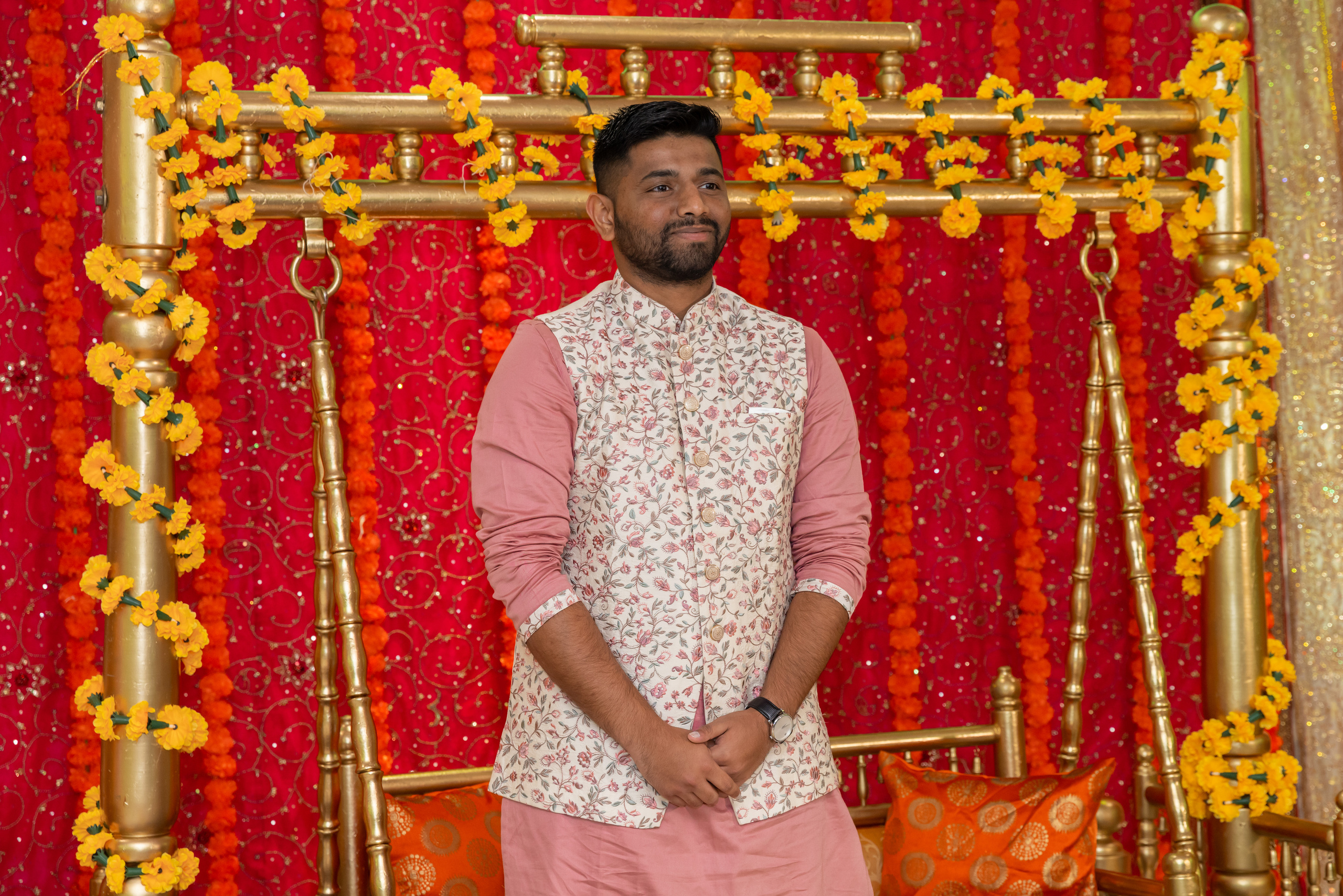 AREEBA & SAYAB MEHNDI. Pittsburgh wedding and family photographer