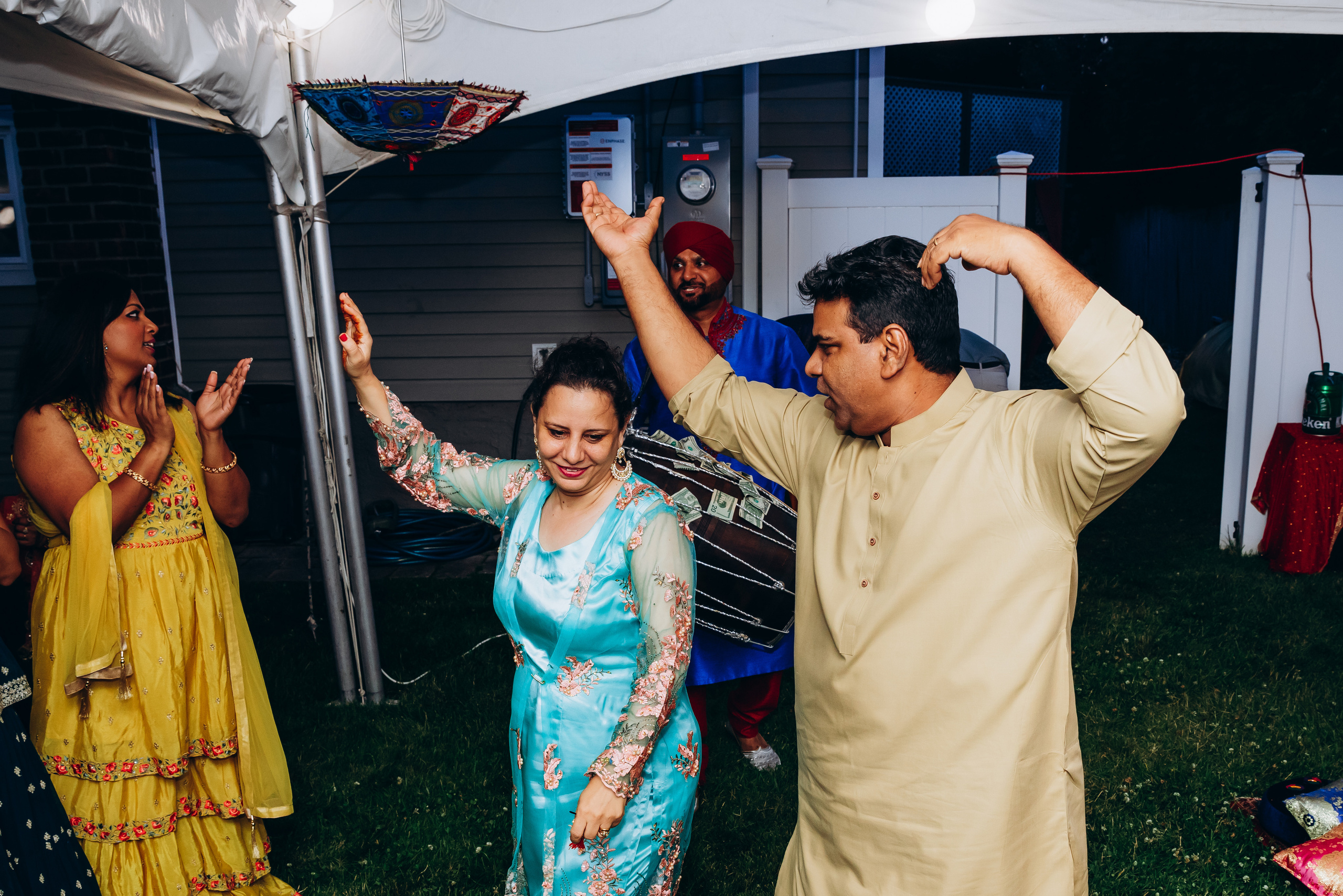 NIKITA & ROHAN MEHNDI. Pittsburgh wedding and family photographer