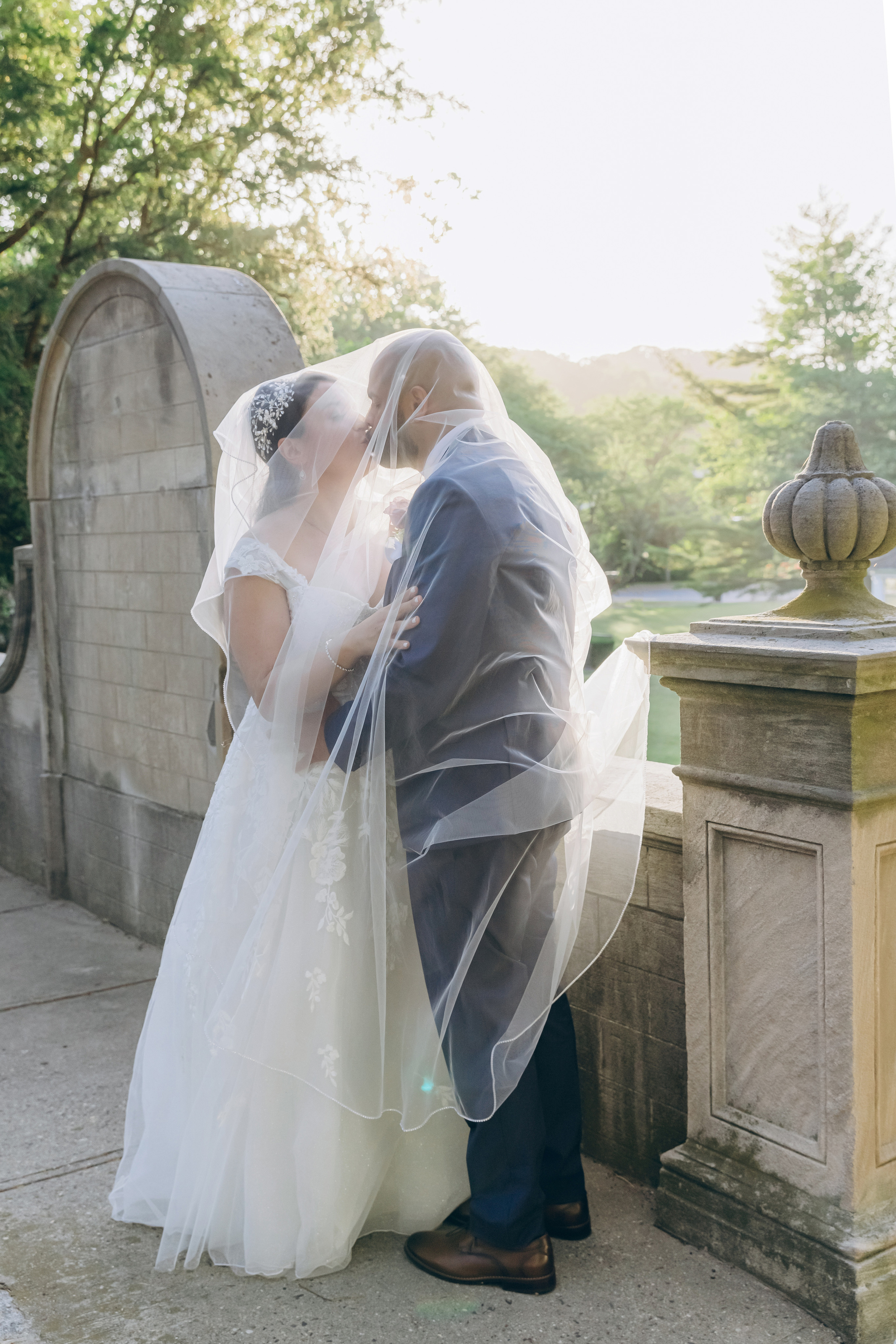 CHRISTINE & VICTOR. Pittsburgh wedding and family photographer