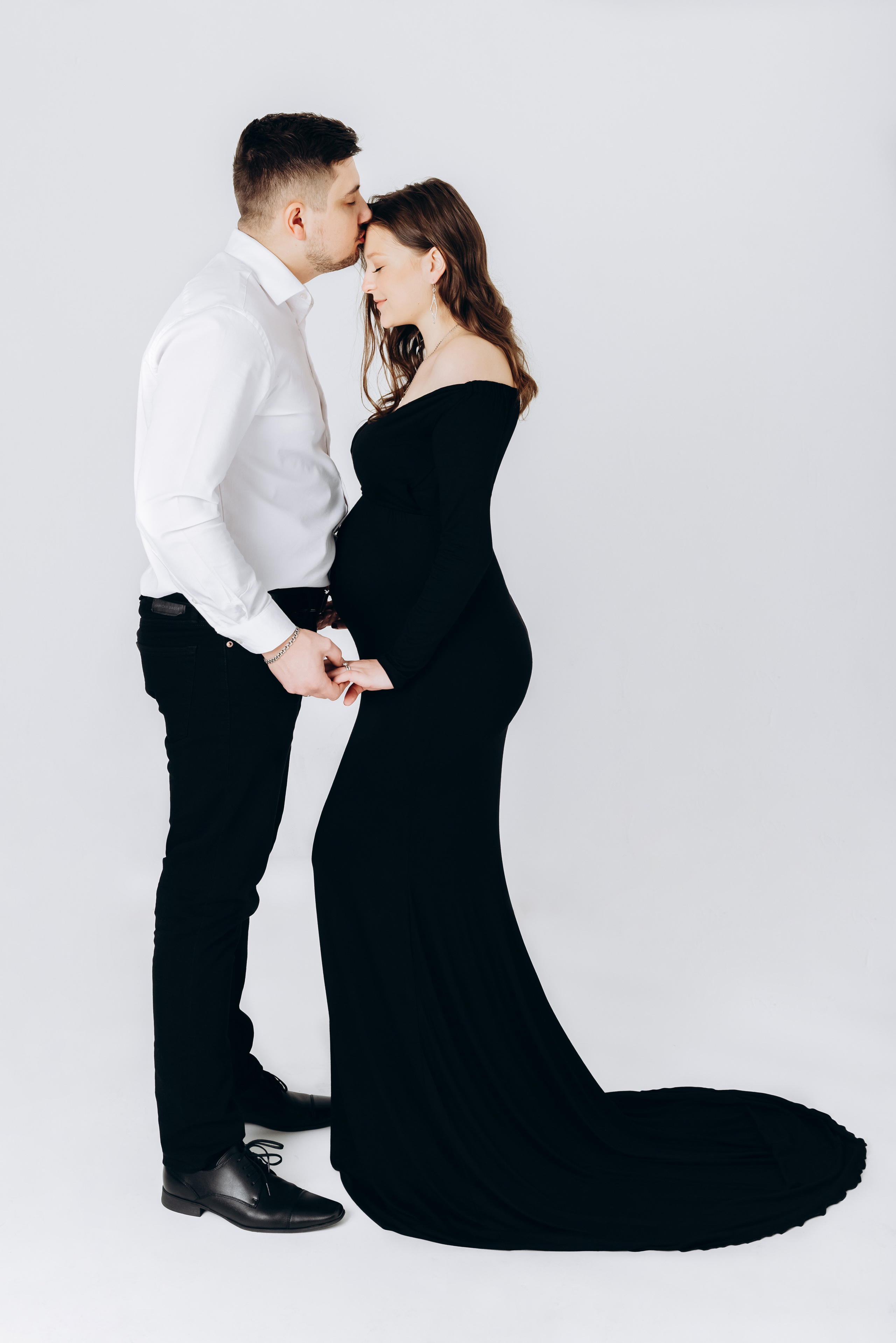 JULIA & NAZAR MATERNITY. Pittsburgh wedding and family photographer