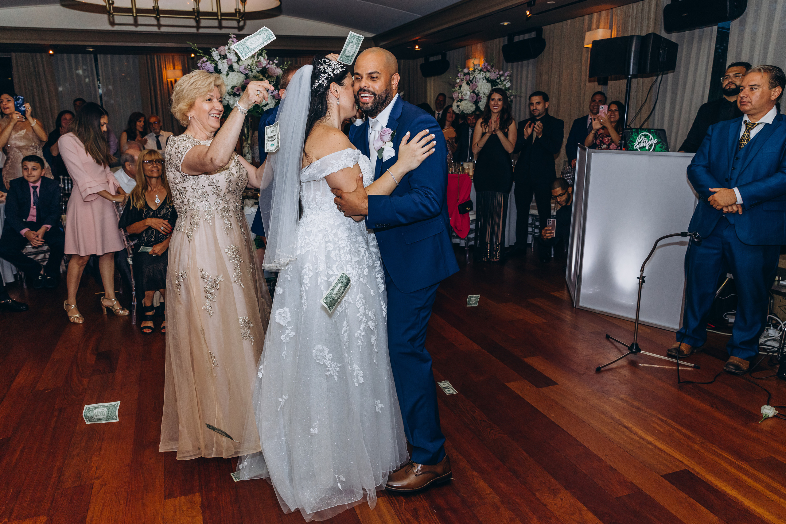 CHRISTINE & VICTOR. Pittsburgh wedding and family photographer