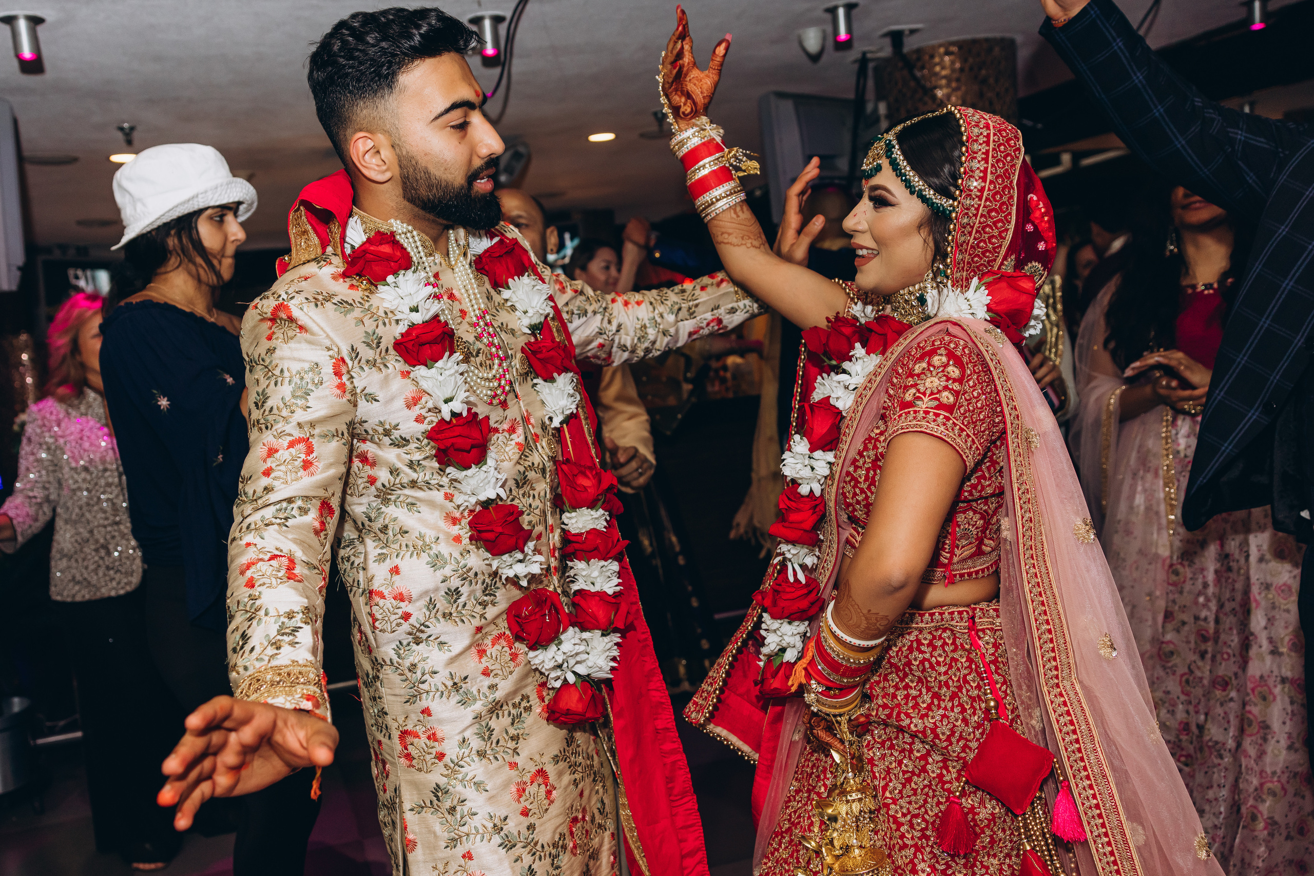 NIKITA & ROHAN HINDU. Pittsburgh wedding and family photographer