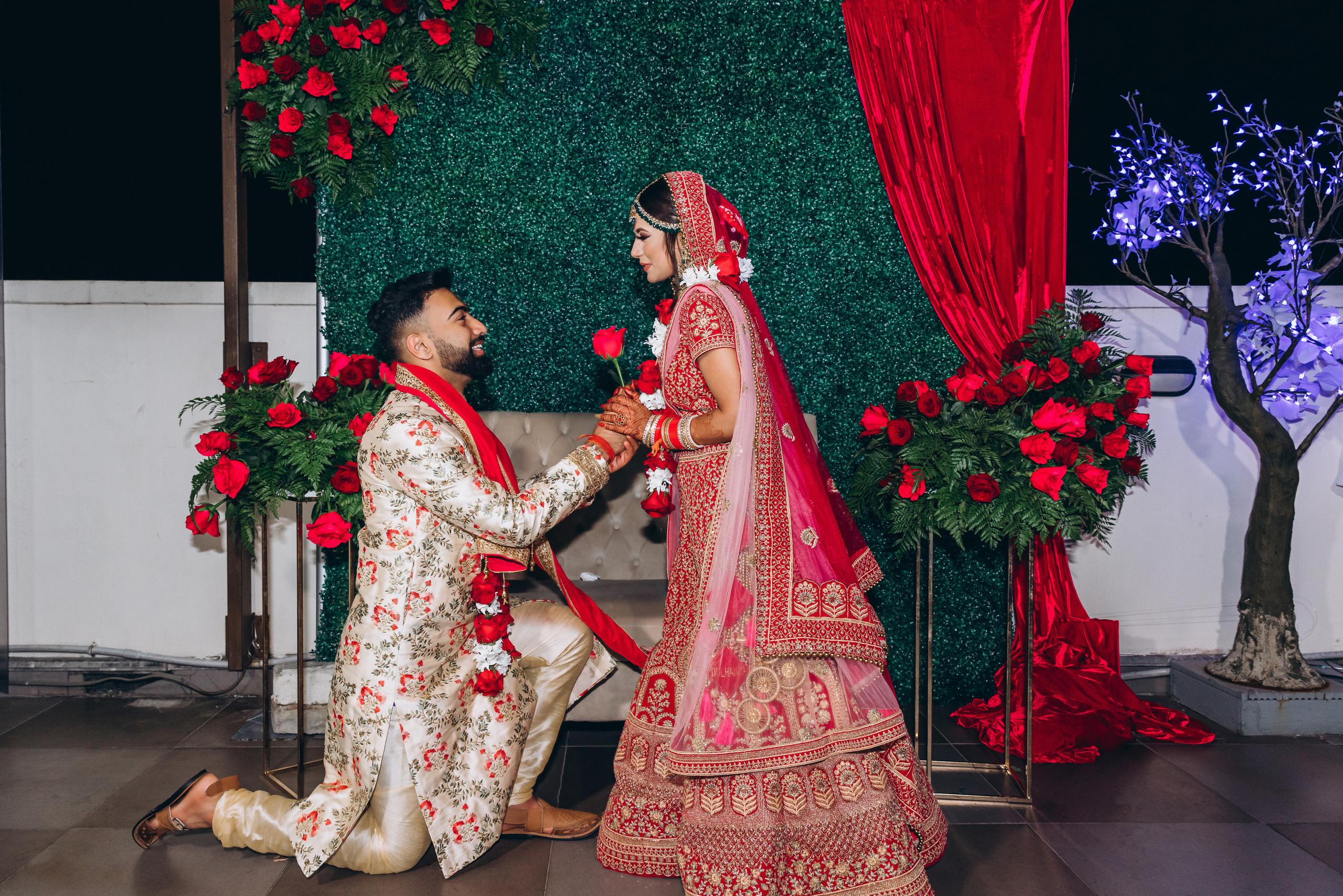 NIKITA & ROHAN HINDU. Pittsburgh wedding and family photographer