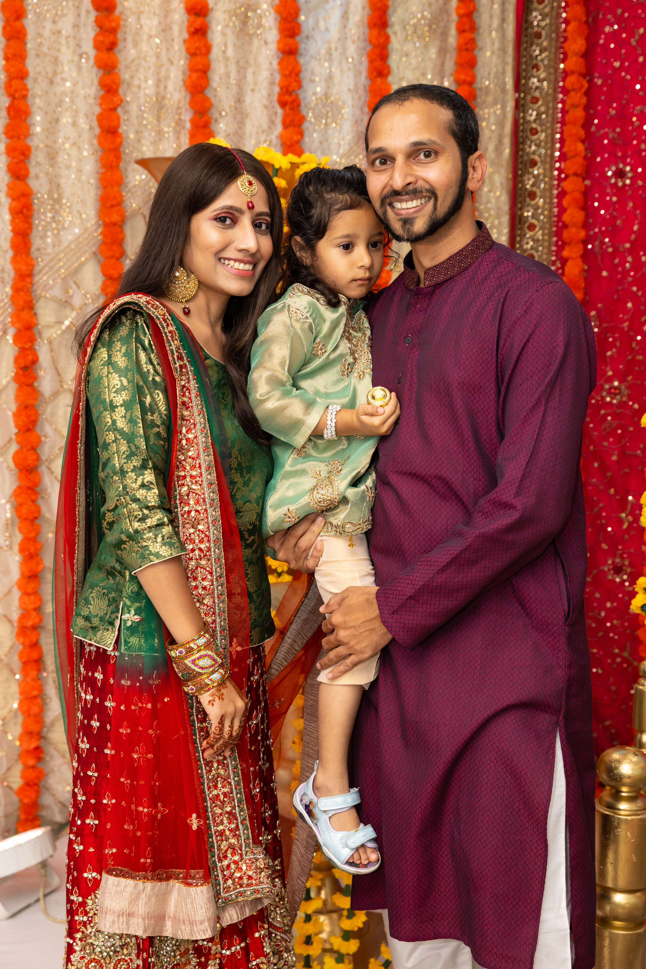 AREEBA & SAYAB MEHNDI. Pittsburgh wedding and family photographer
