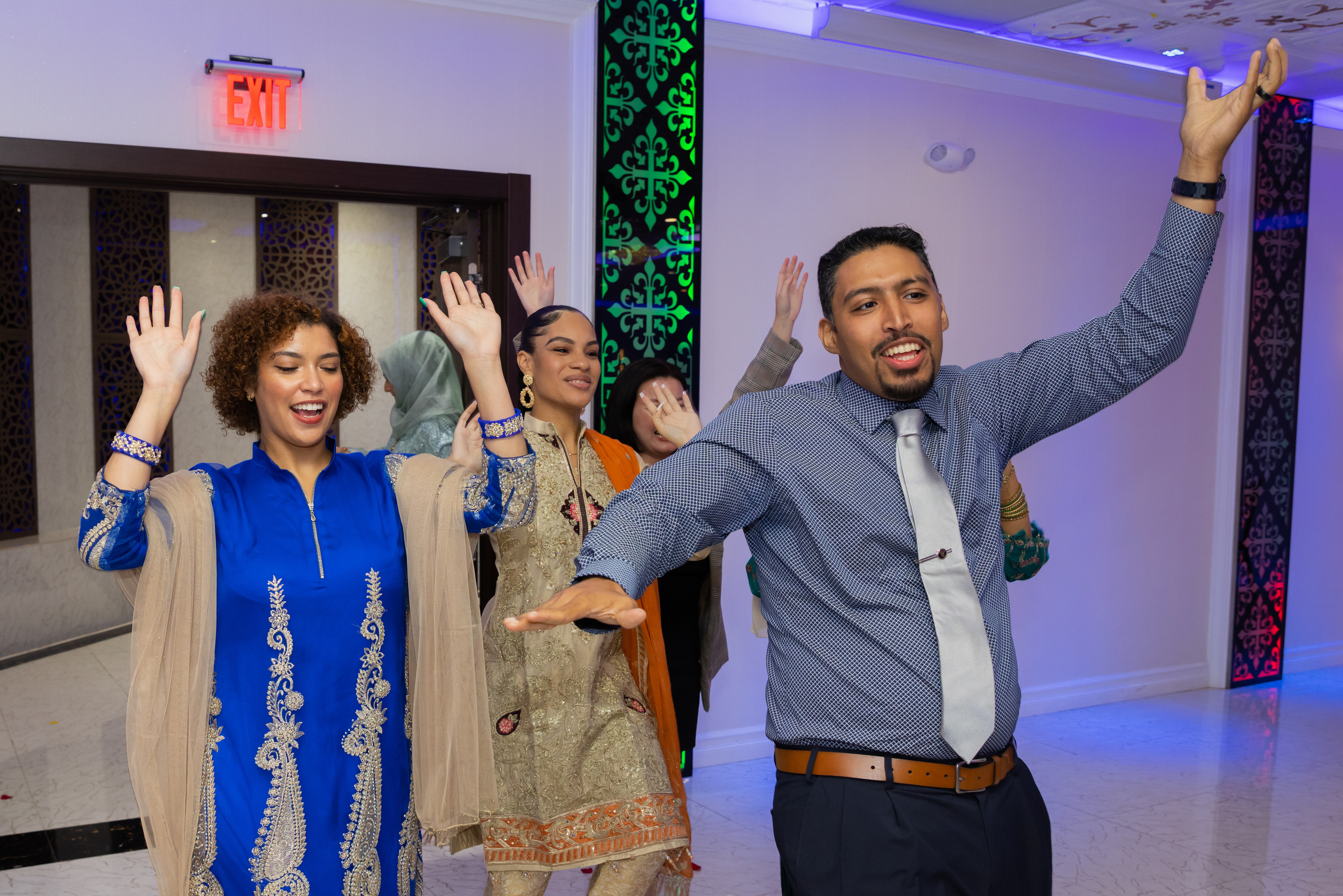 AREEBA & SAYAB MEHNDI. Pittsburgh wedding and family photographer