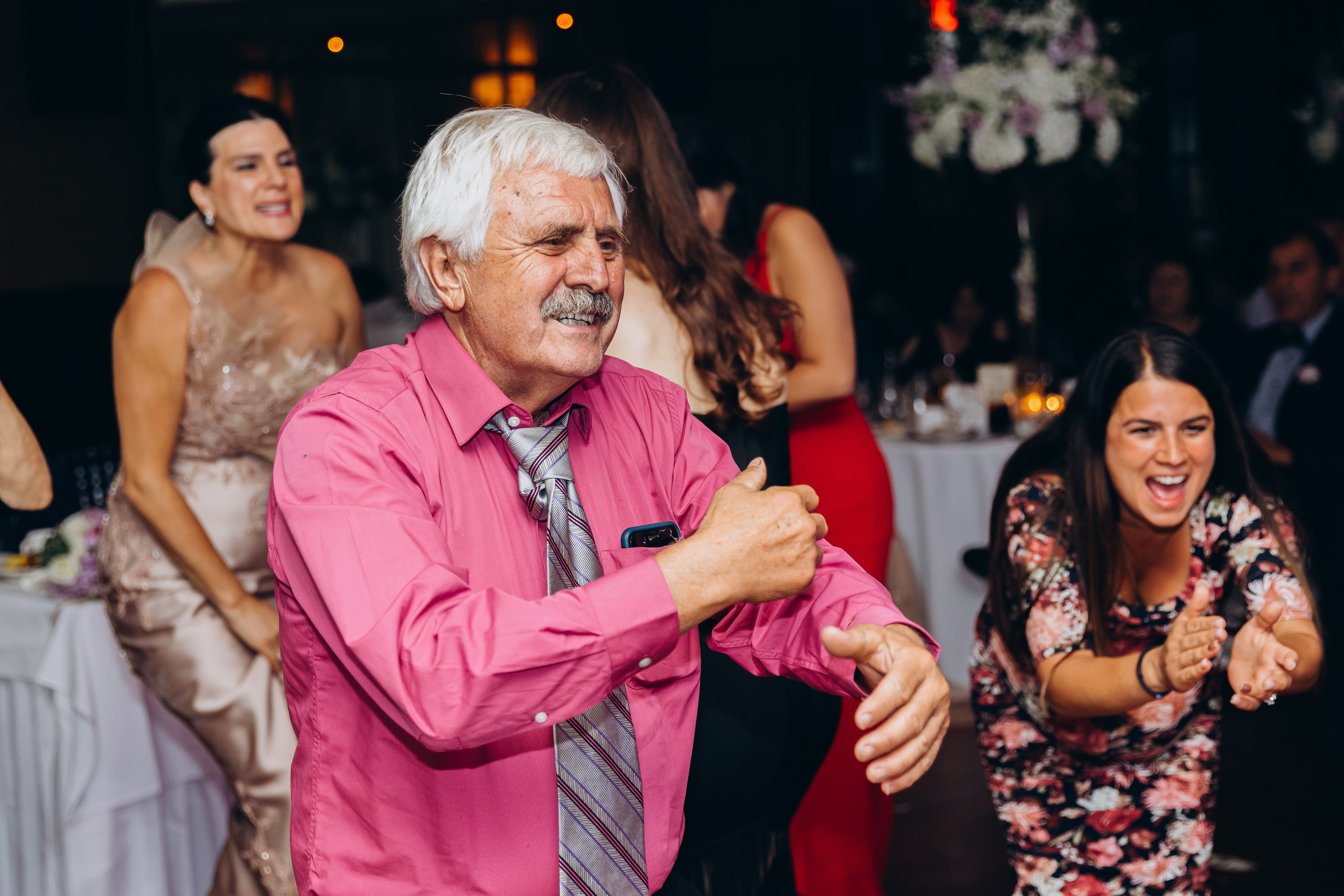 CHRISTINE & VICTOR. Pittsburgh wedding and family photographer