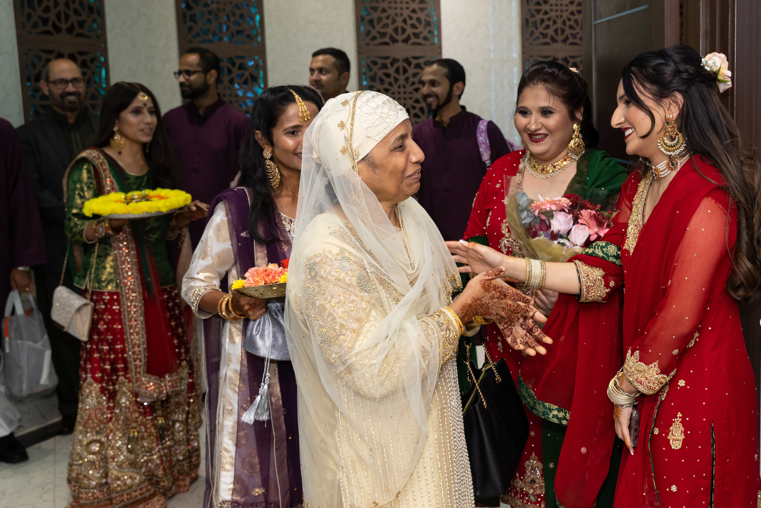 AREEBA & SAYAB MEHNDI. Pittsburgh wedding and family photographer