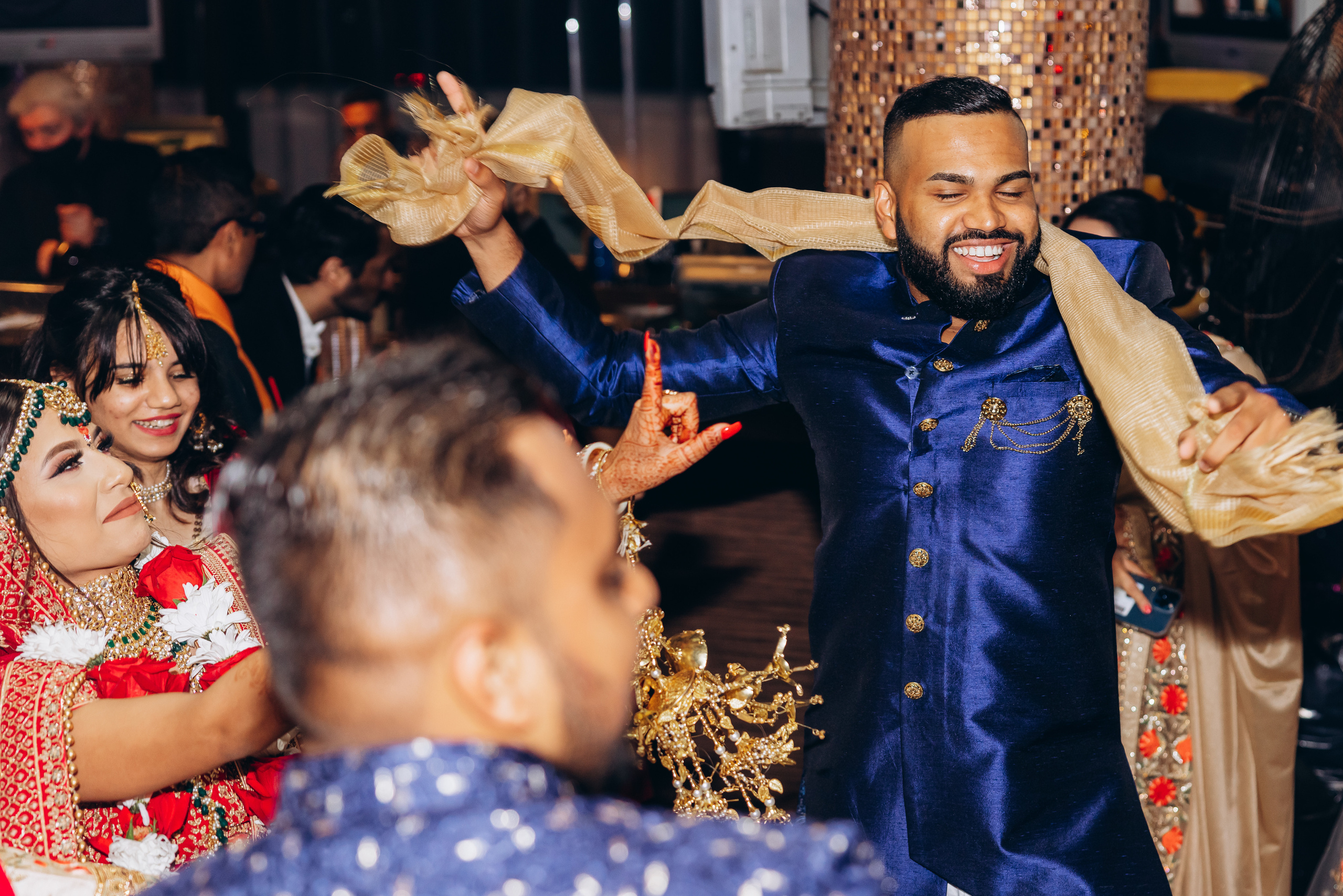 NIKITA & ROHAN HINDU. Pittsburgh wedding and family photographer