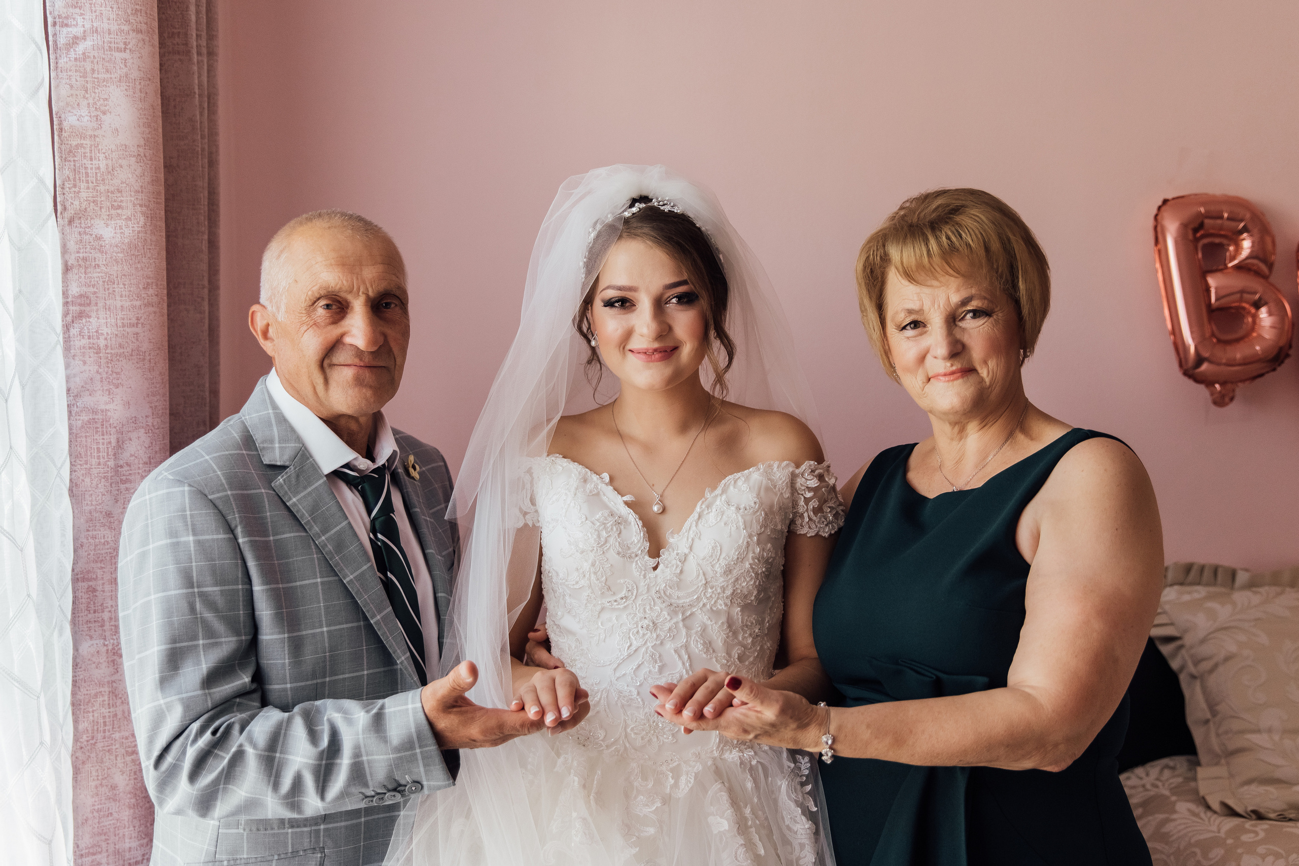 NAZAR & JULIA. Pittsburgh wedding and family photographer