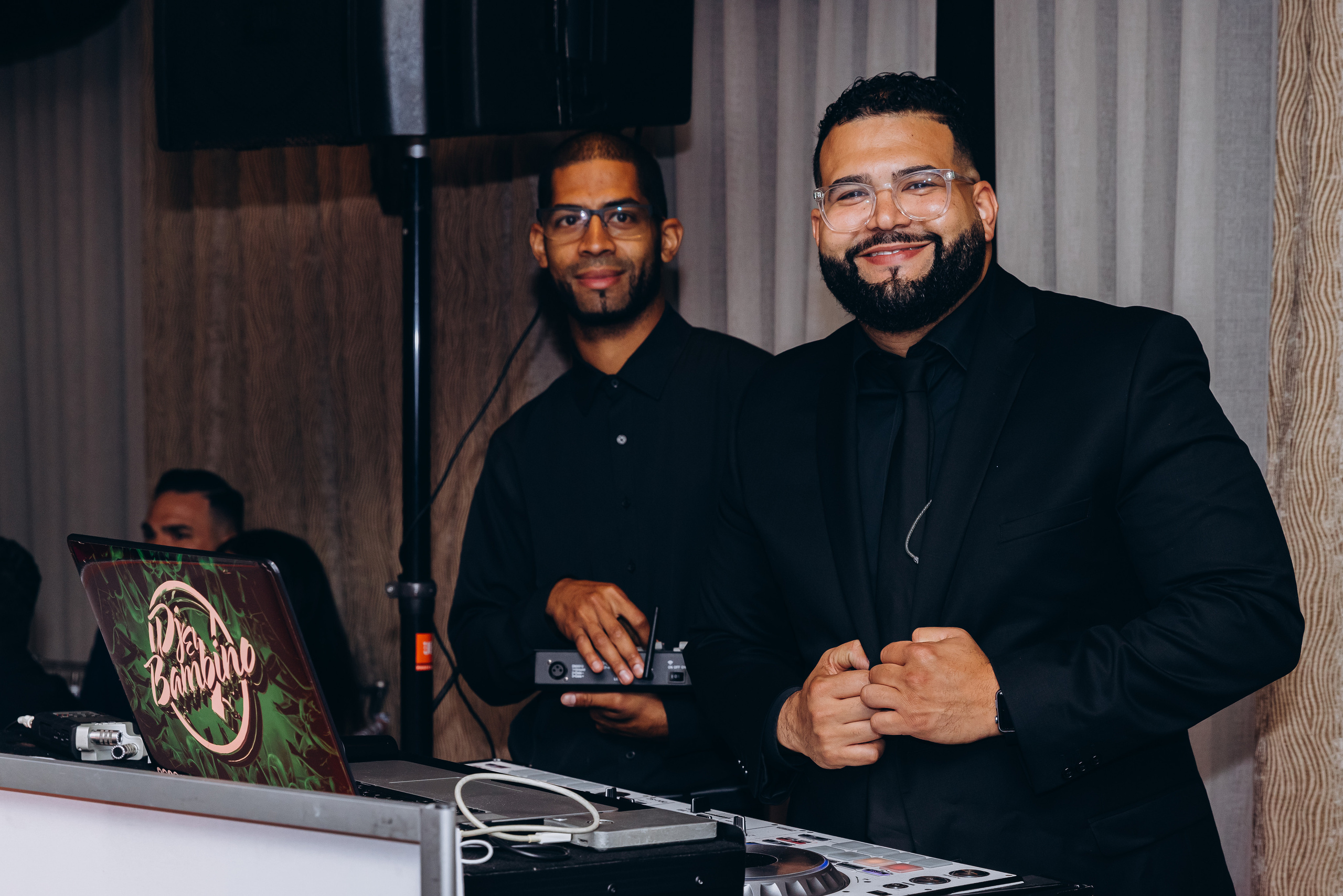 CHRISTINE & VICTOR. Pittsburgh wedding and family photographer