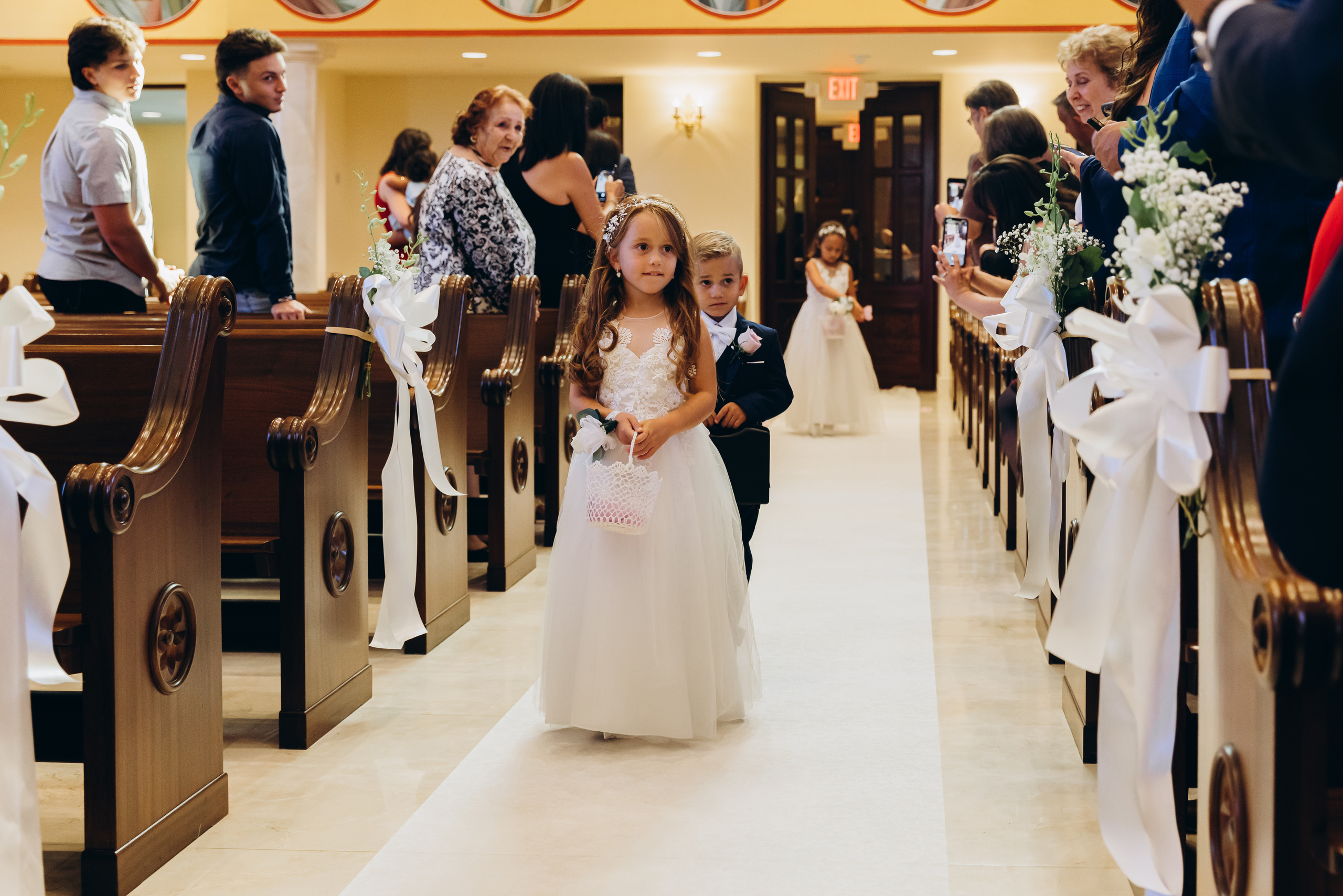 CHRISTINE & VICTOR. Pittsburgh wedding and family photographer