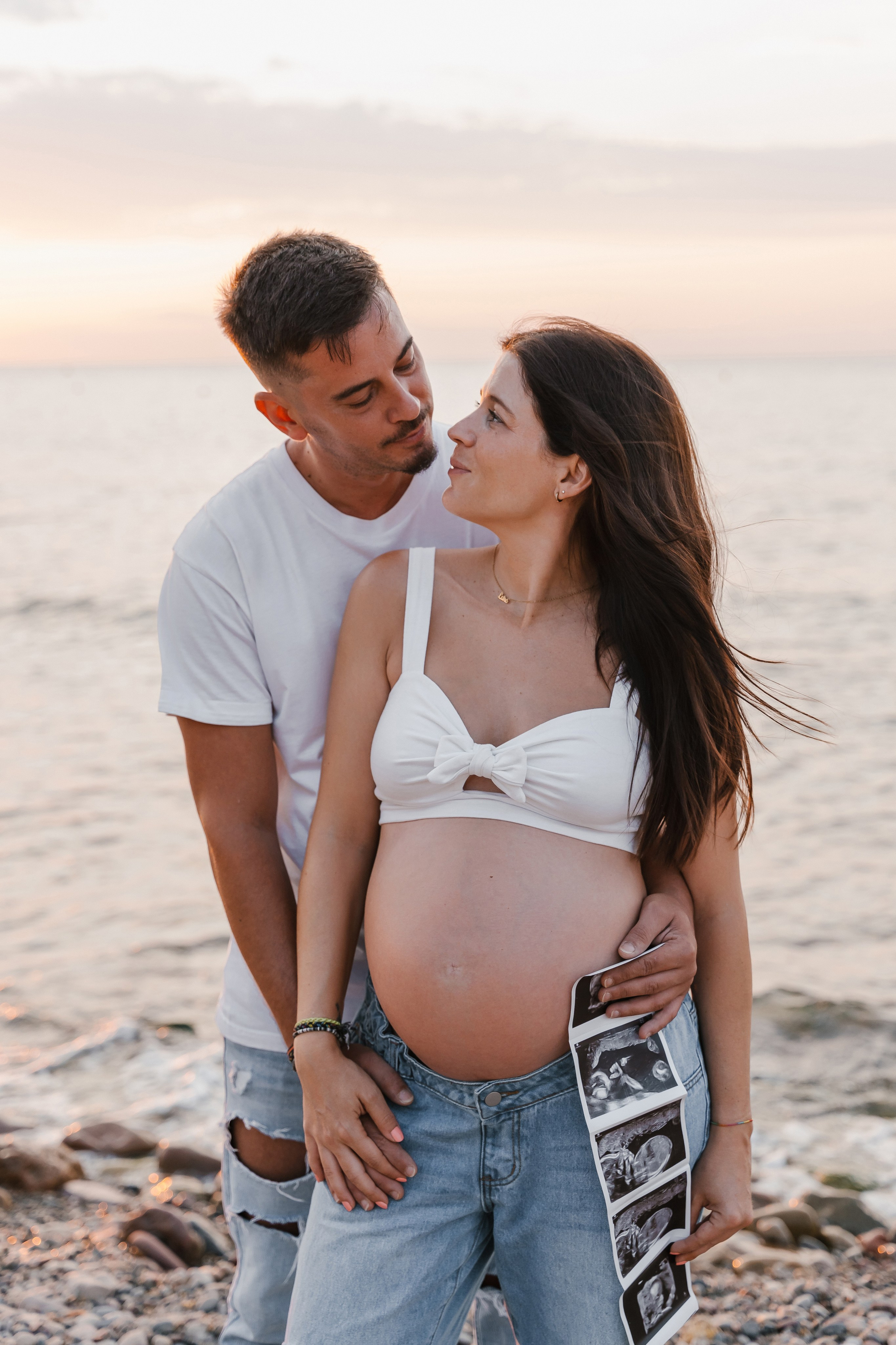 Gabriela y Jorge. Fotógrafa de bodas y familias en España, Valencia: Nadia ProFoto