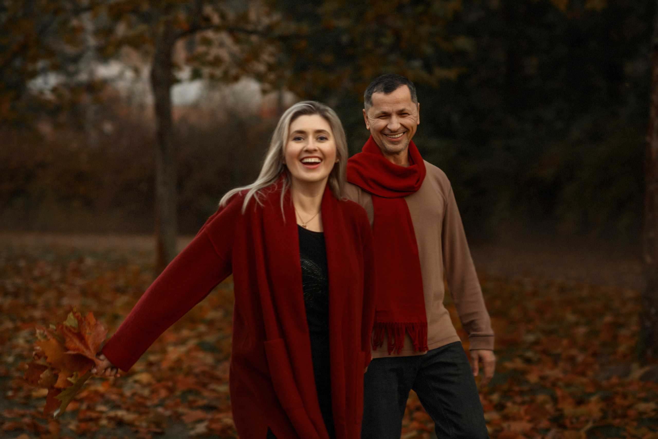 Autumn romance. Wedding & portrait photography in the Seattle Area. Helen Michelle photographer