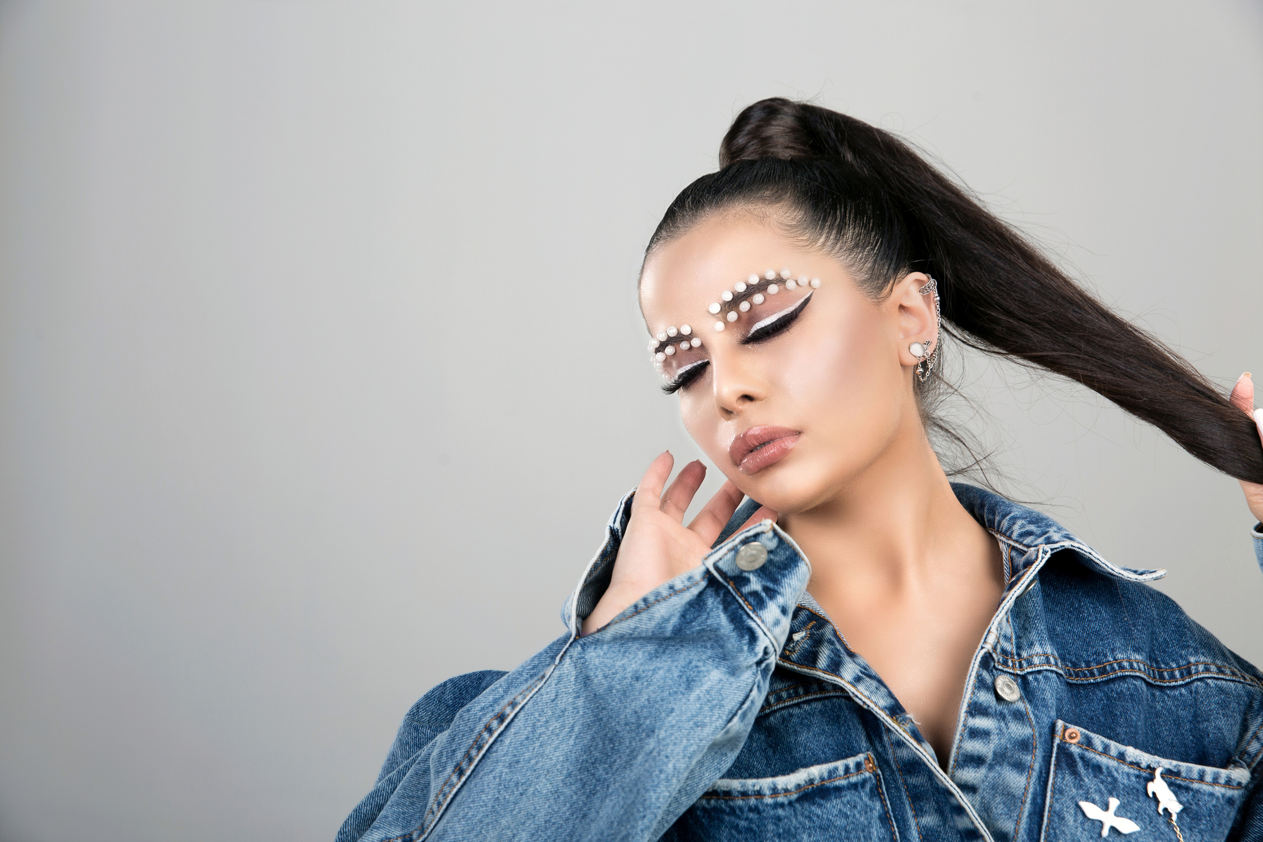 Indoor Portraits. Фотограф в Ереване Макс Авдалян