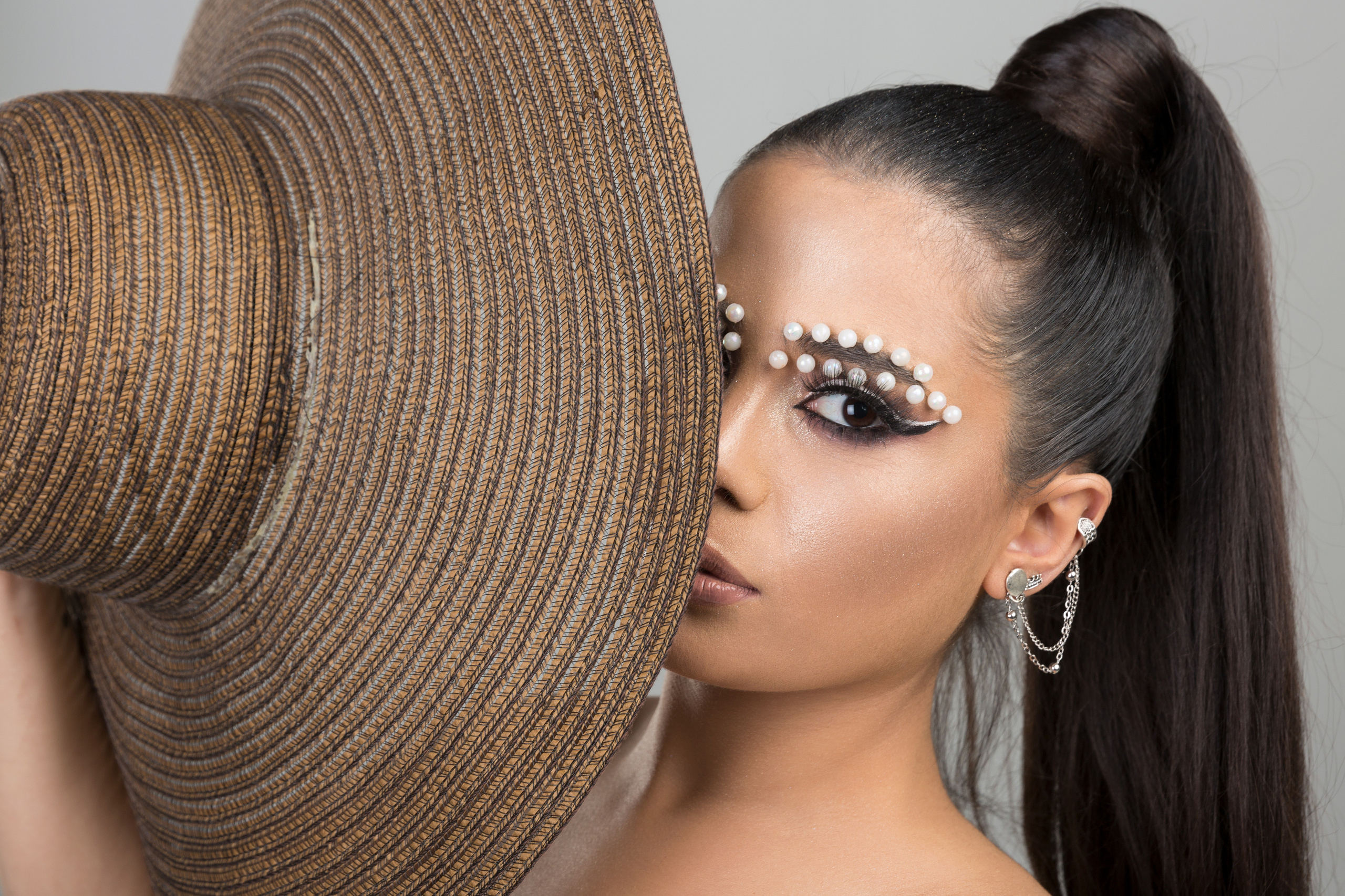 Indoor Portraits. Фотограф в Ереване Макс Авдалян