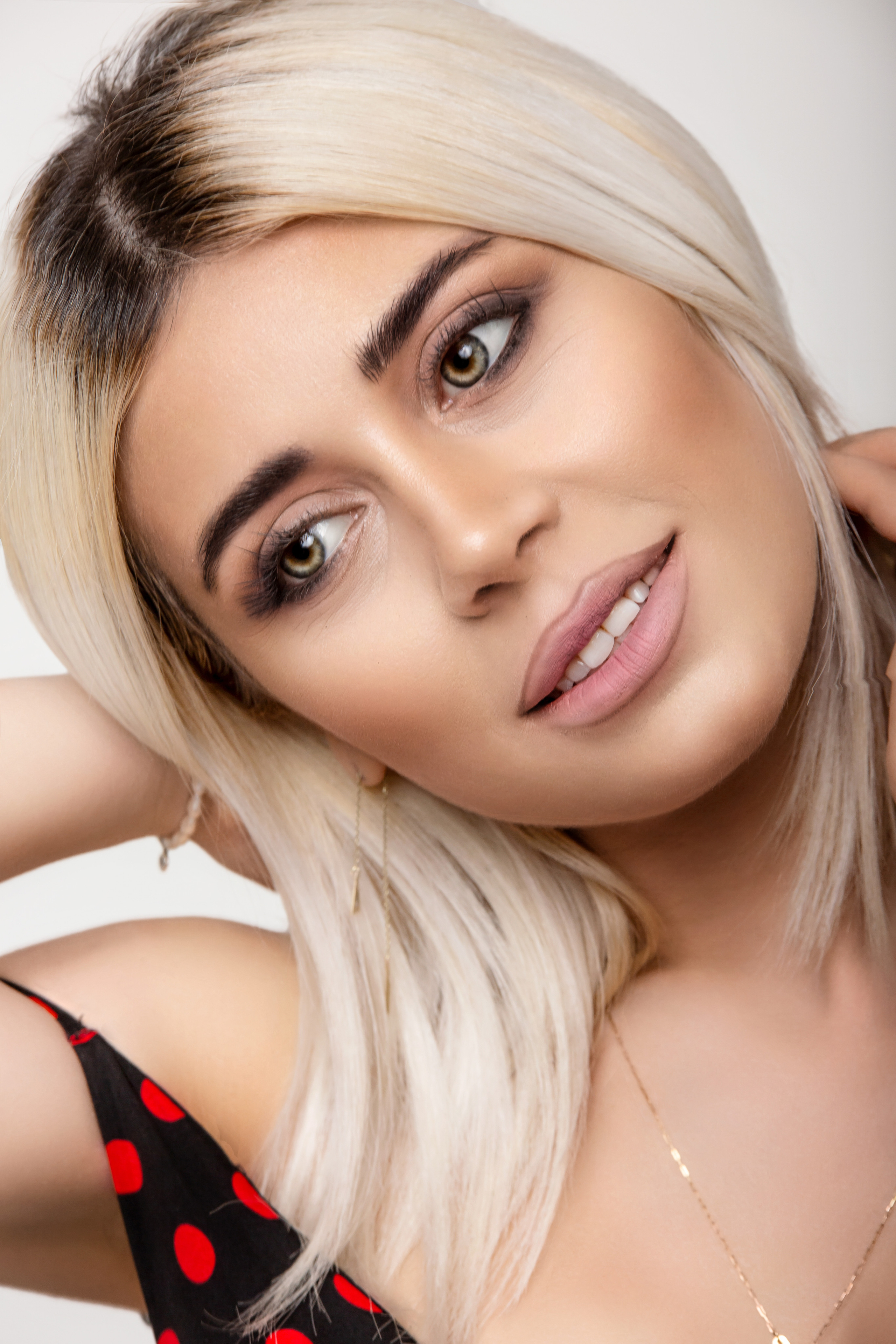 Indoor Portraits. Фотограф в Ереване Макс Авдалян