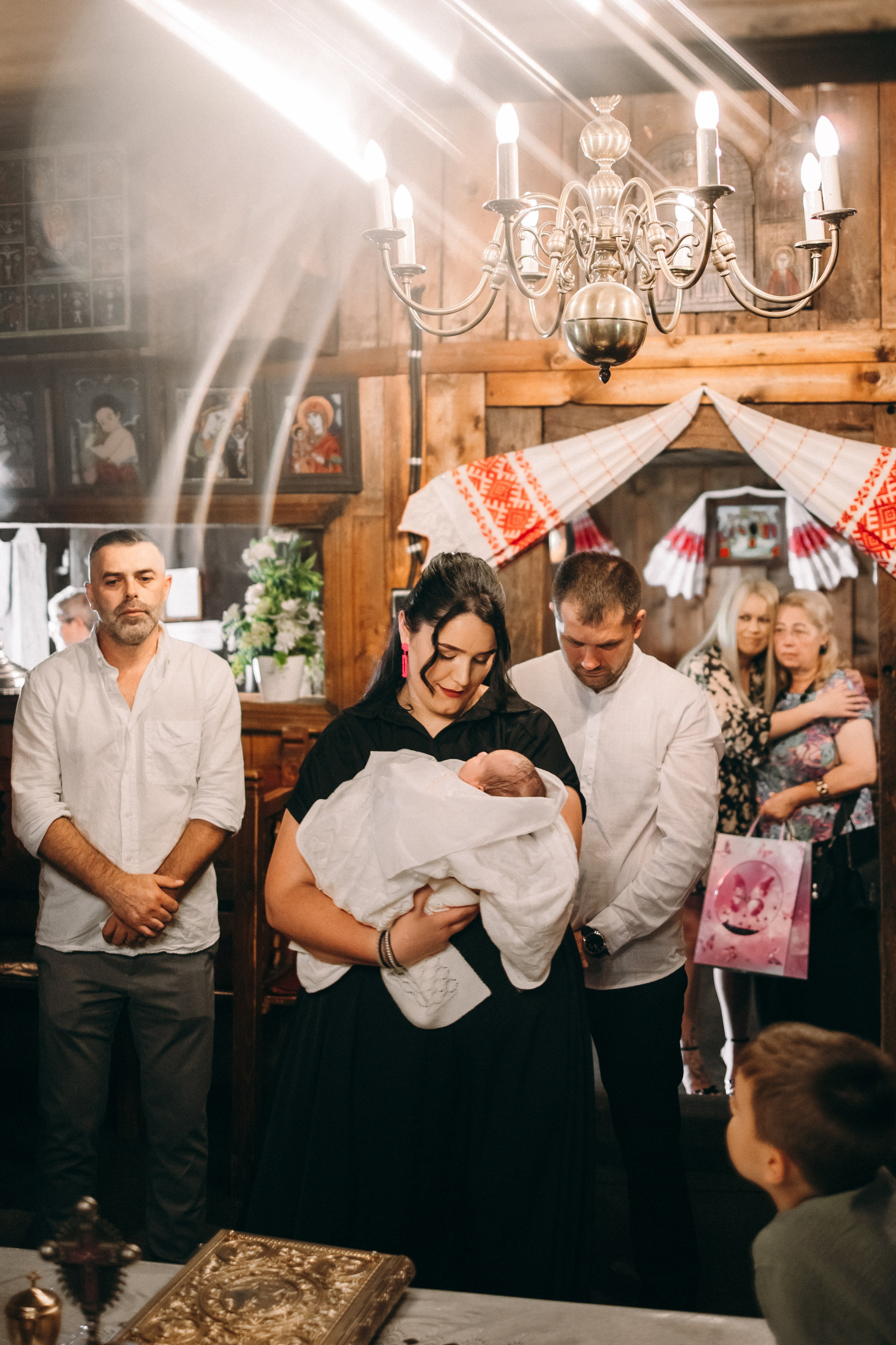 Ședințe foto de portret femei. Fotograf de familie în Oradea Katsiaryna Ciortan