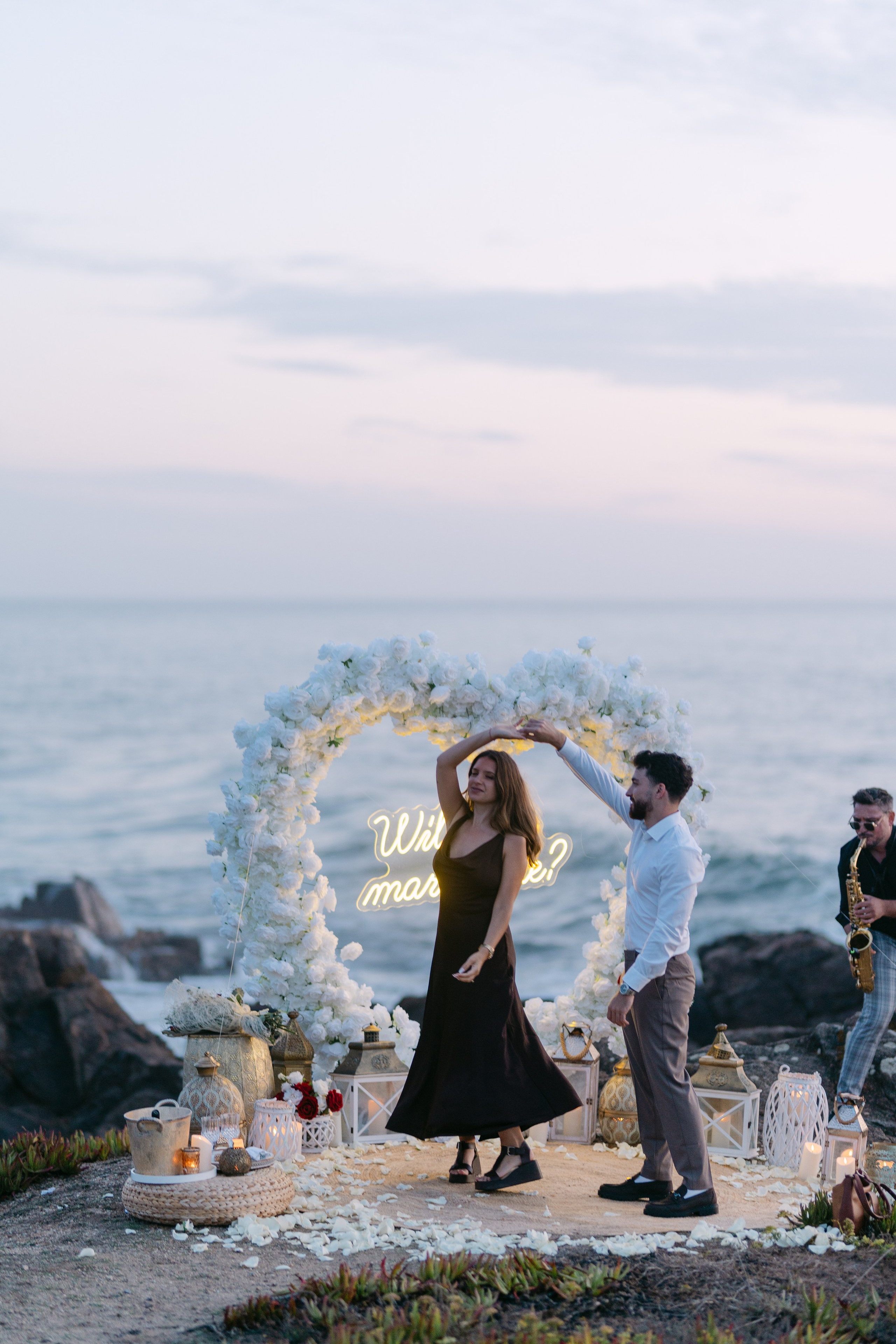 Wedding Proposal at the Beach. Davi Valente