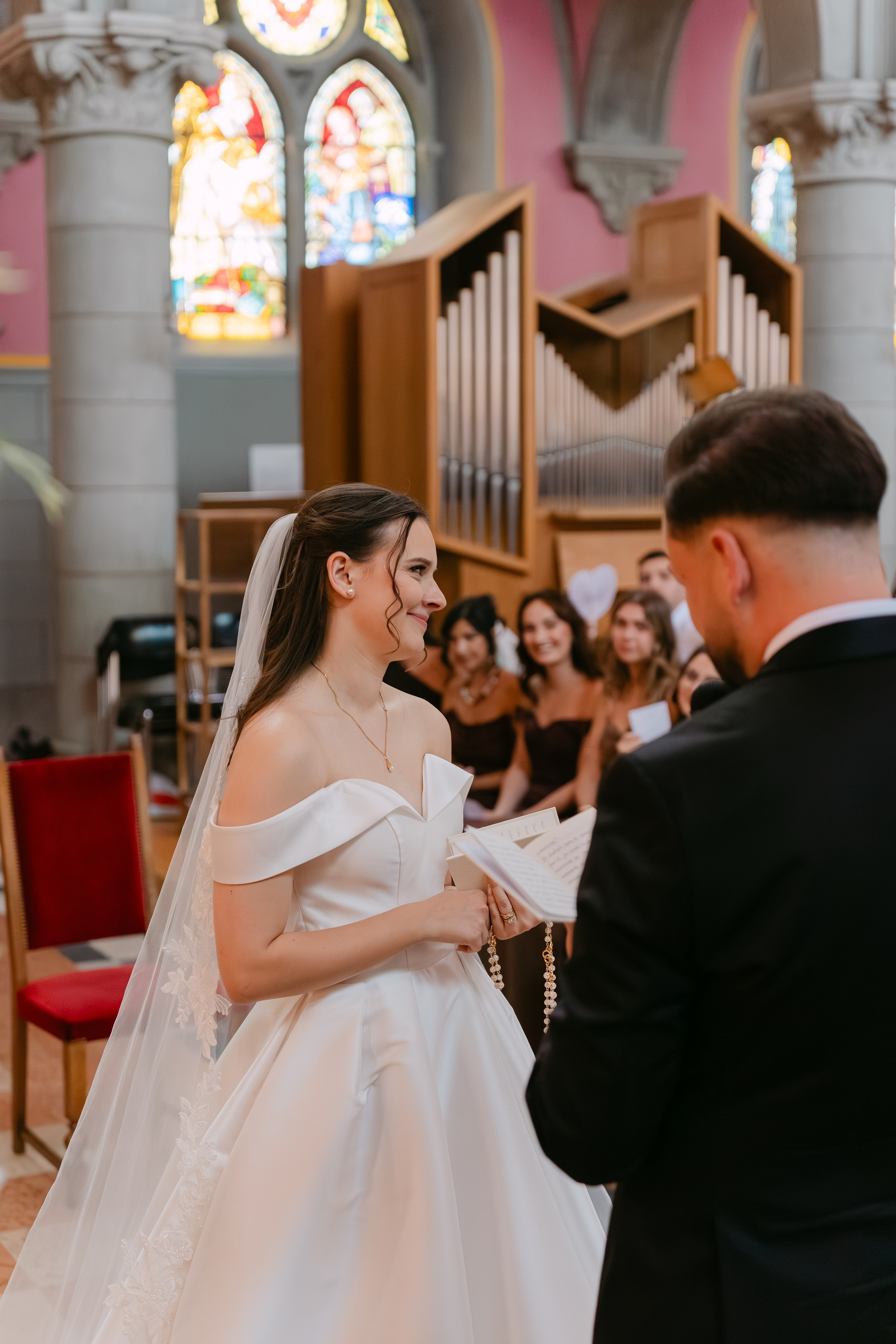 Casamento Isabel & Freskim em La Chaux-de-Fonds e Neuchâtel, Suiça. Fotógrafo de casamentos e destination wedding no Porto, Portugal — Davi Valente | Lisboa, Douro, Roma e Lago de Como