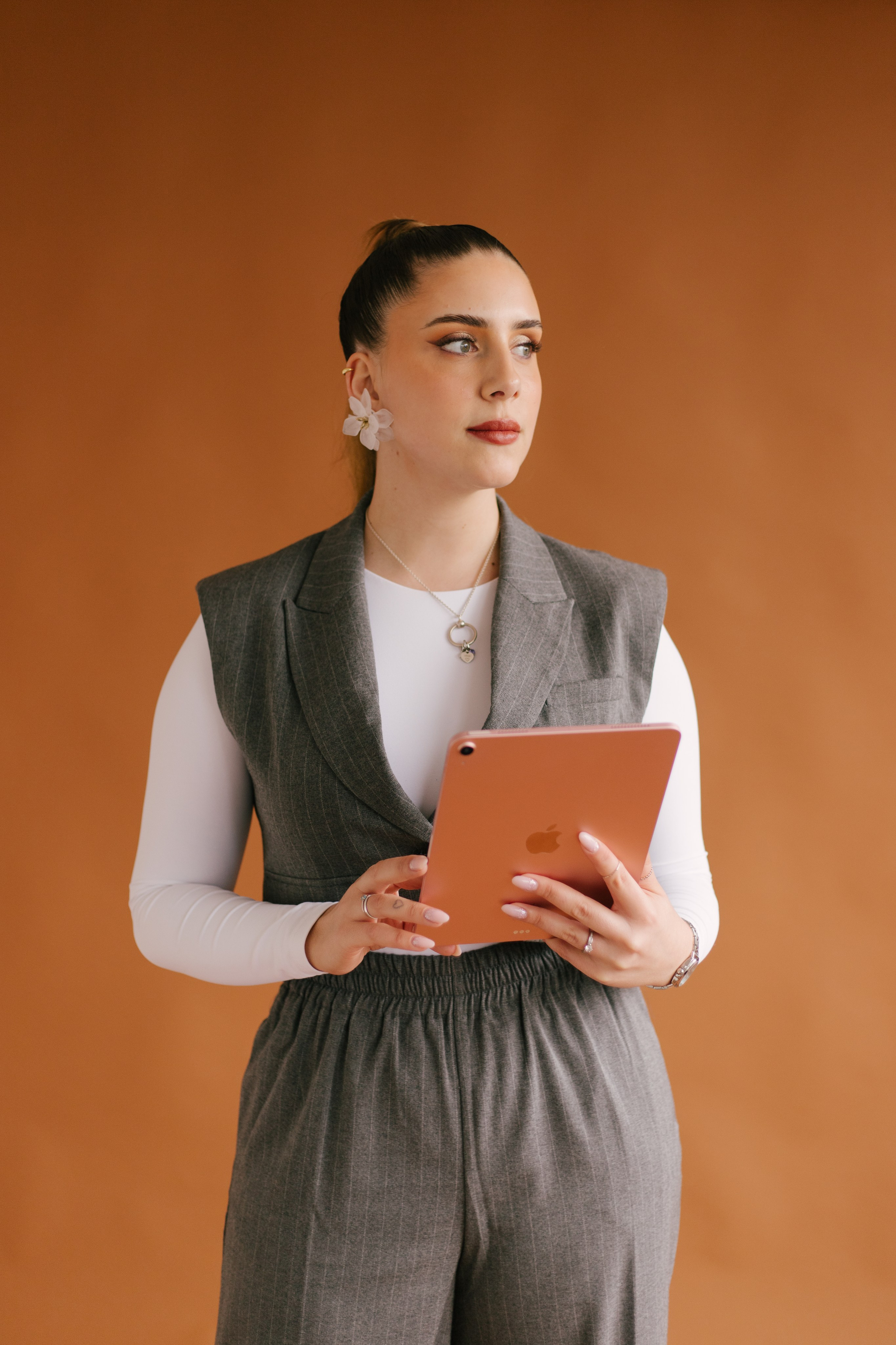 Adriana Silvestre. Davi Valente