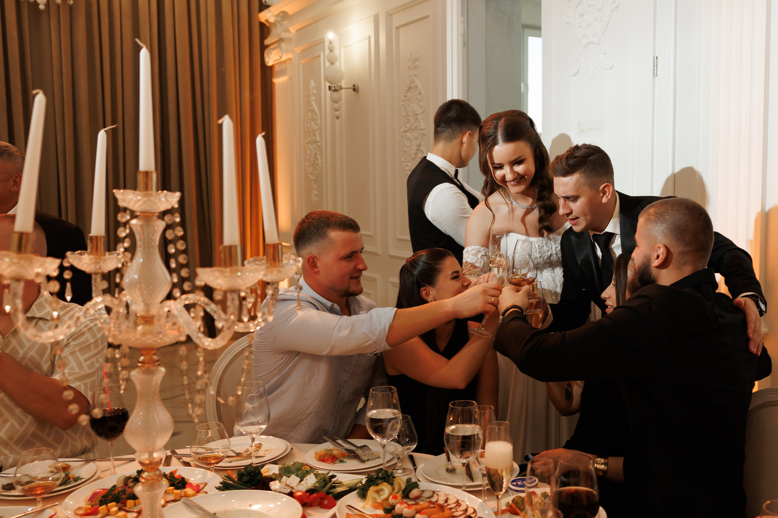 Fotograf nunta chisinau. Dinu Malancea. Dinumalancea.com — fotograf de nunta si familie. Moldova, Romania, UE