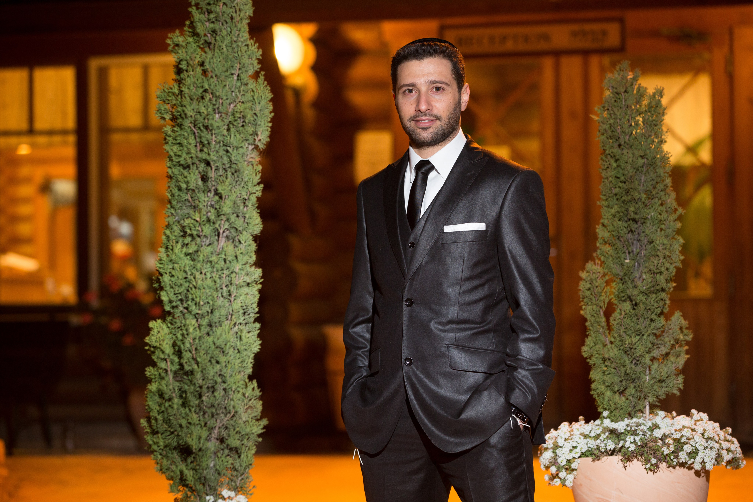 Hedva & Avi. Wedding and events photographers Studio Shalom