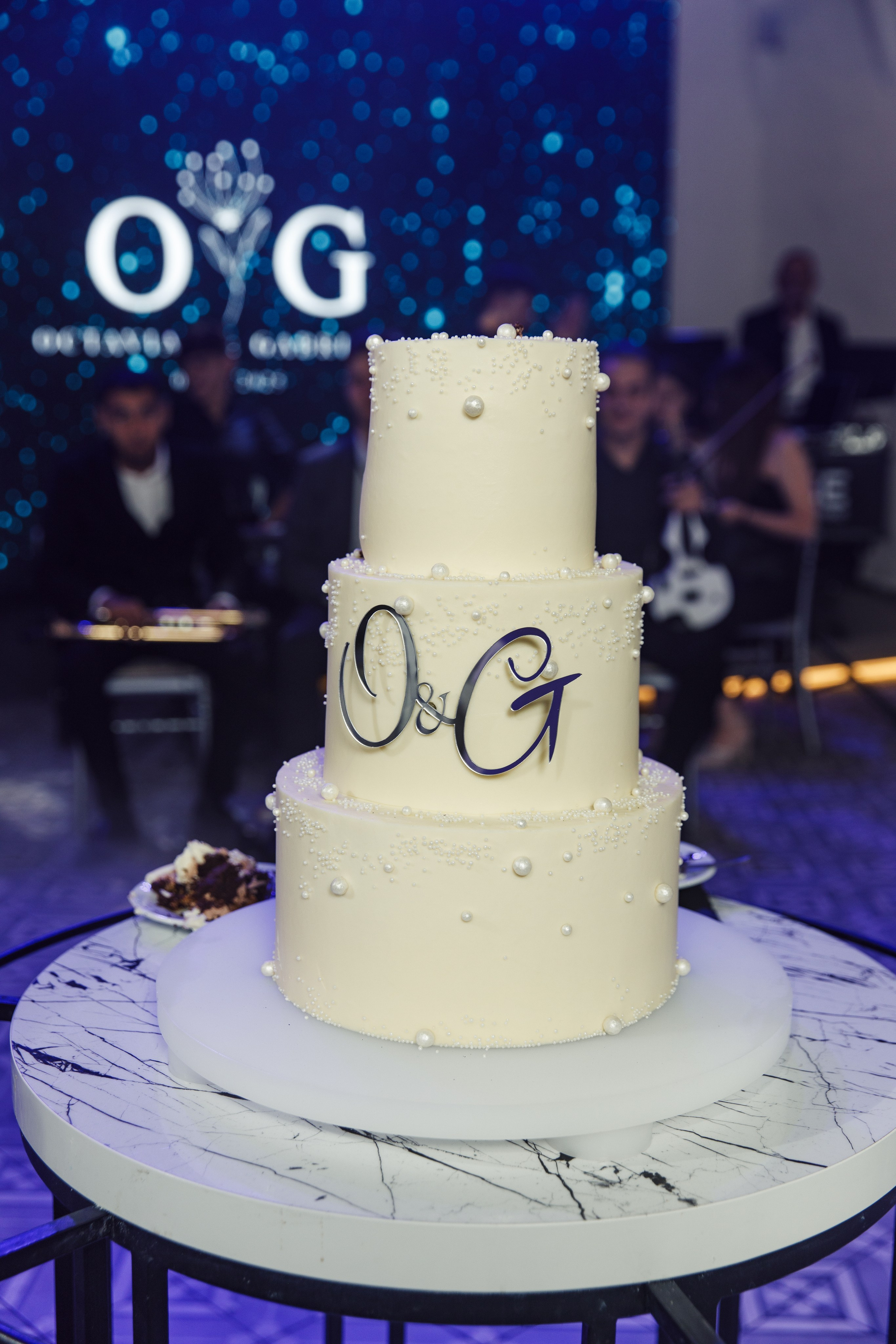 O & G. BUREA PRODUCTION