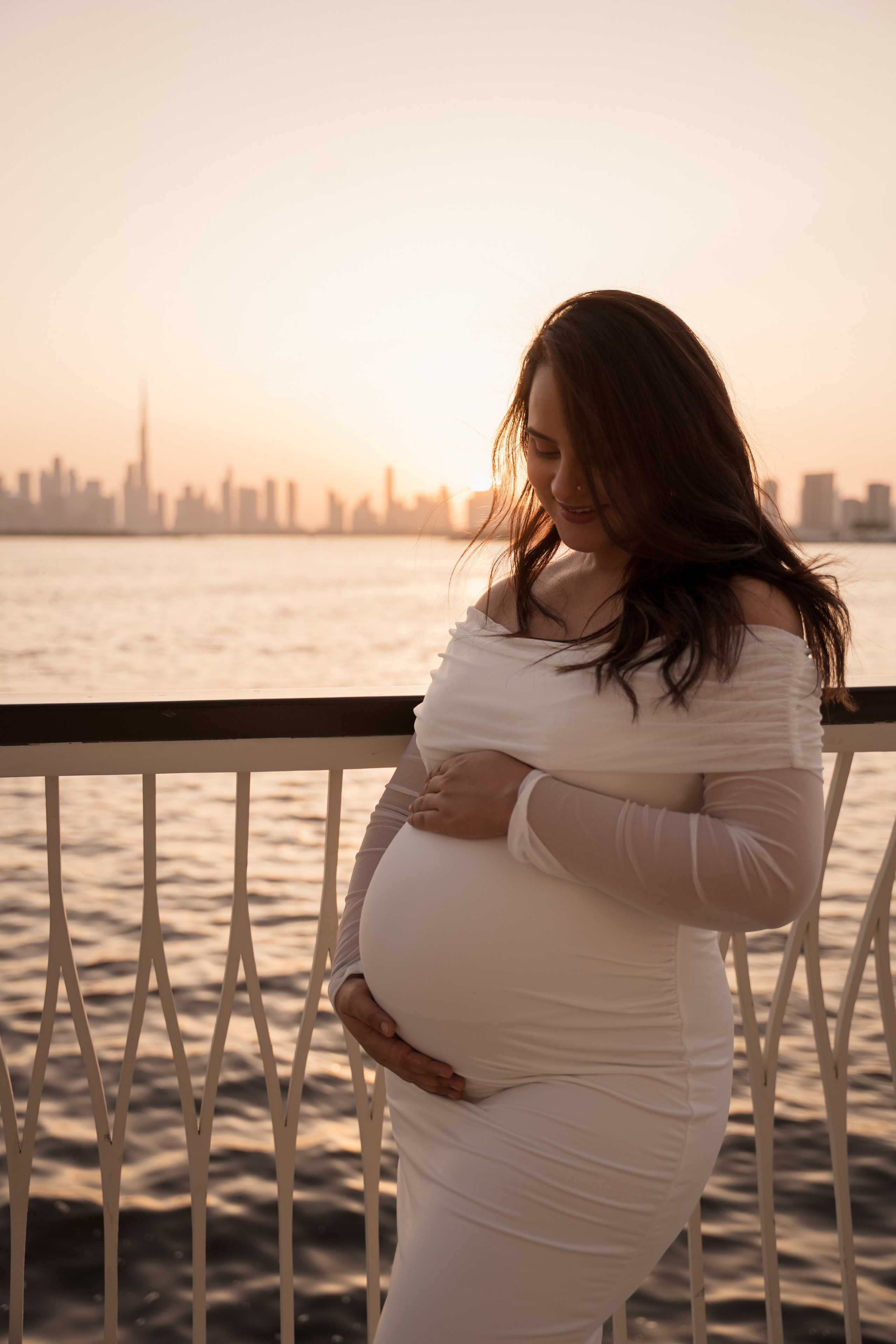 Sunset Symphony of Love. Angela Iakovleva — Family Photographer in Dubai