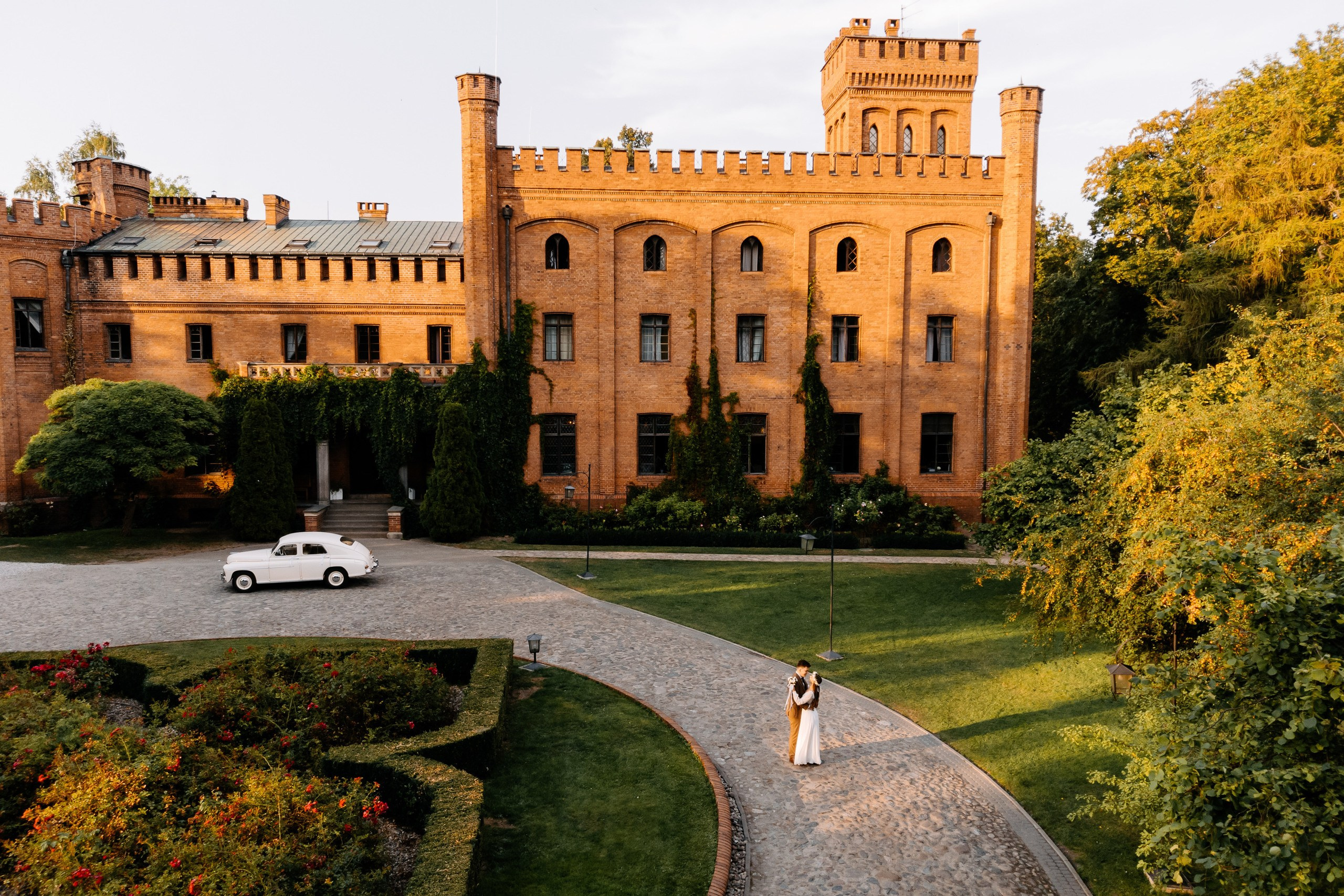 Laura ♡ Marcin. Fotograf Ślubny Warszawa - Sesje Biznesowe Rodzinne Eventy