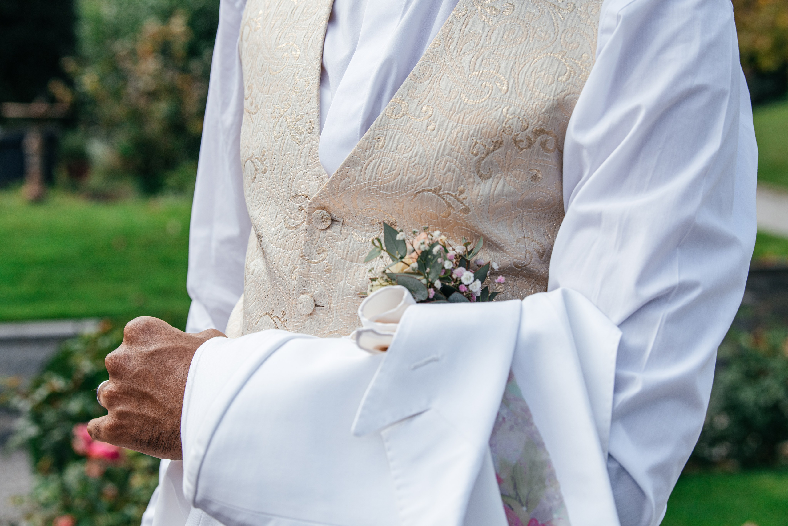 FLORENCE & JAMAL Dübendorf, Switzerland. I am Elena Altendorfer. Wedding photographer in Zurich and Switzerland