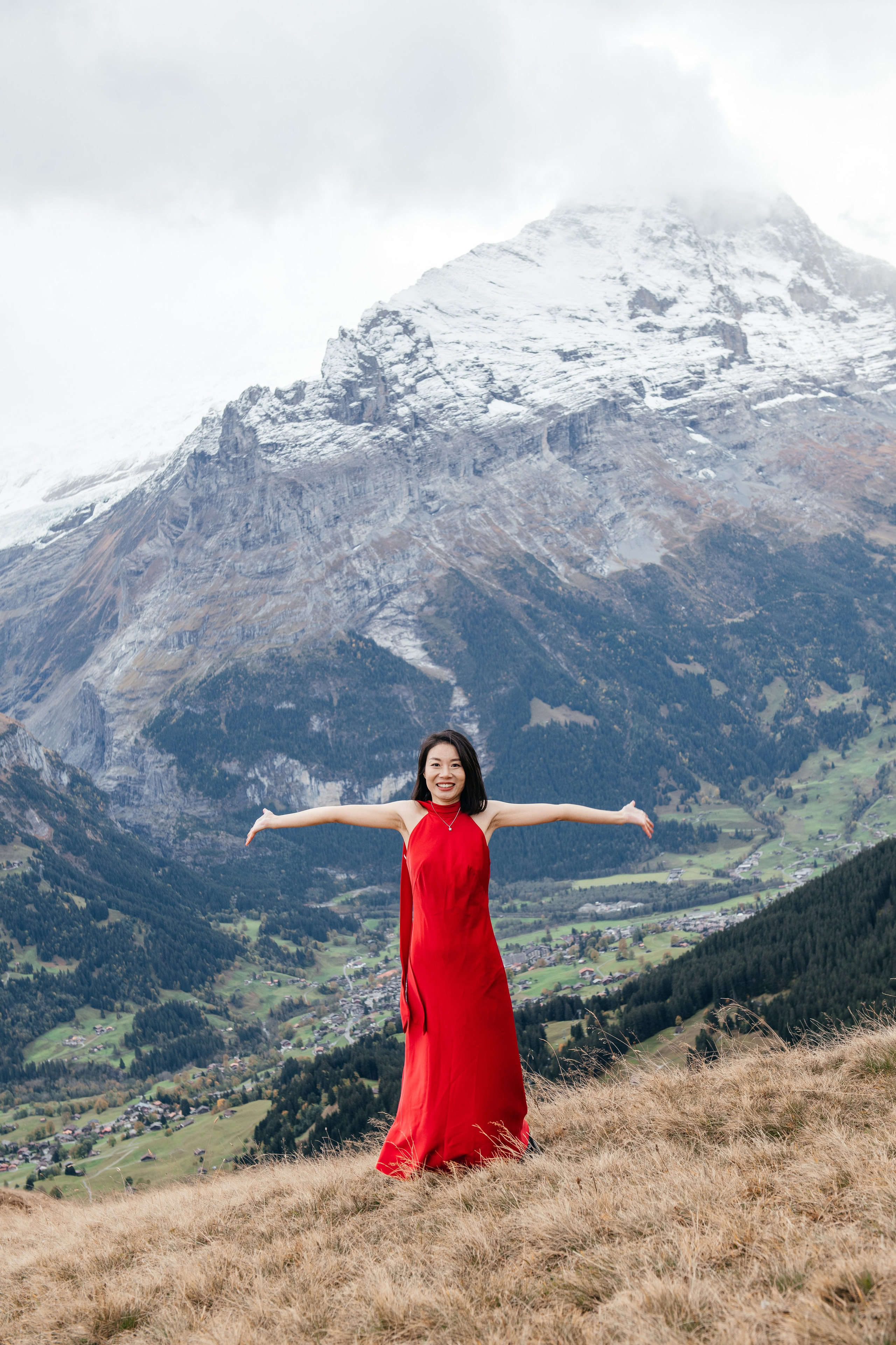 Kaiwen & Xiaoming Grindelwald, Switzerland. I am Elena Altendorfer. Wedding photographer in Zurich and Switzerland