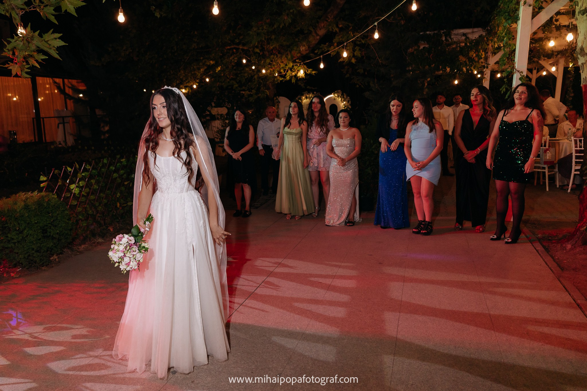 Fotograf de nuntă în Bucuresti| Mihai Popa Fotograf. Fotograf Nuntă, Botez și Cununie Civilă în București - Mihai Popa