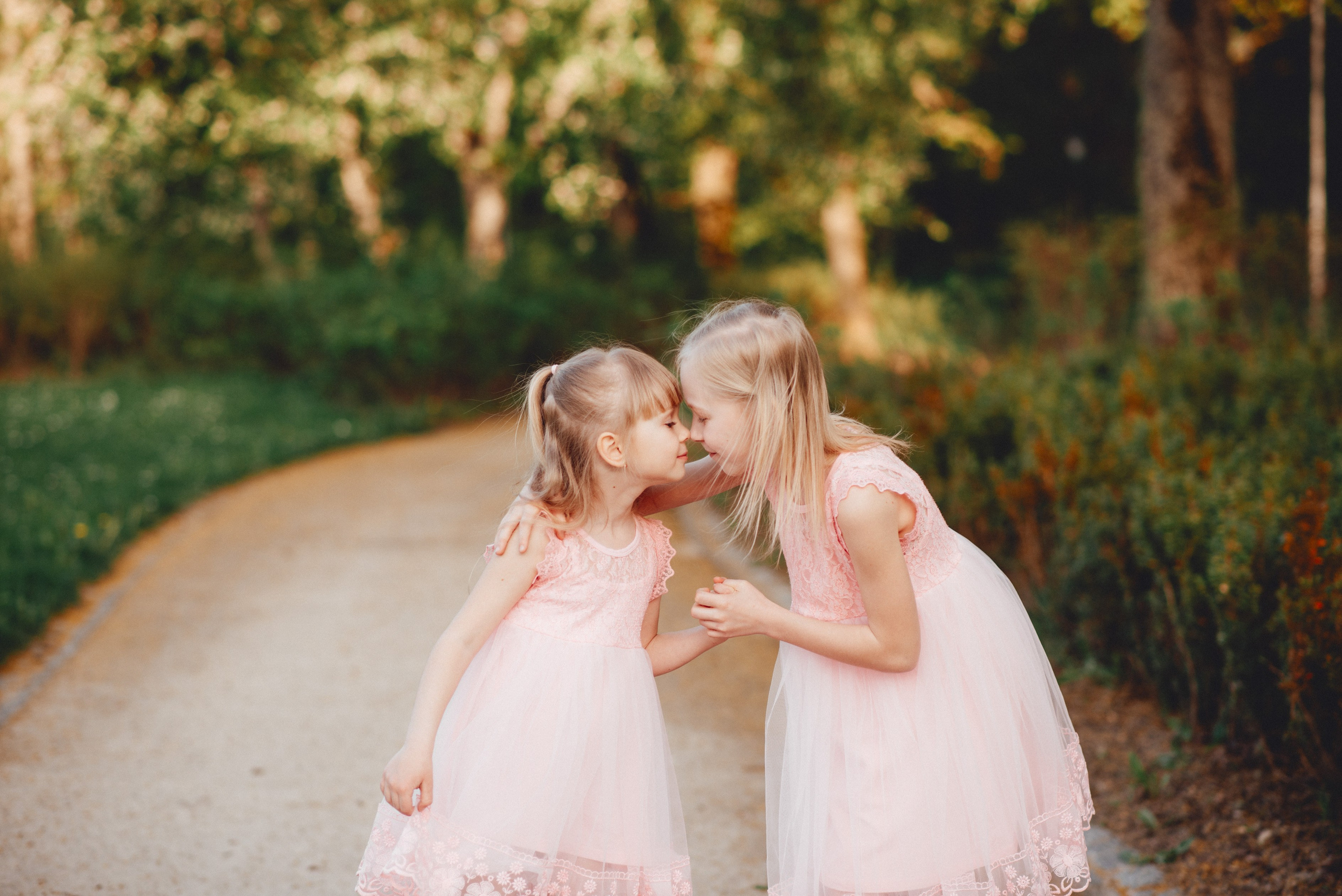 Nėštumo, laukimo, šeimos, vaikų, porų fotosesija fotografavimas. Šeimos fotografas Vilnius Trakai kaina fotografė personal.lt photogrpahy kainos šeima, vaikai profesionali natūrali meninė reportažinė klasikinė fotosesija gamtoje namuose