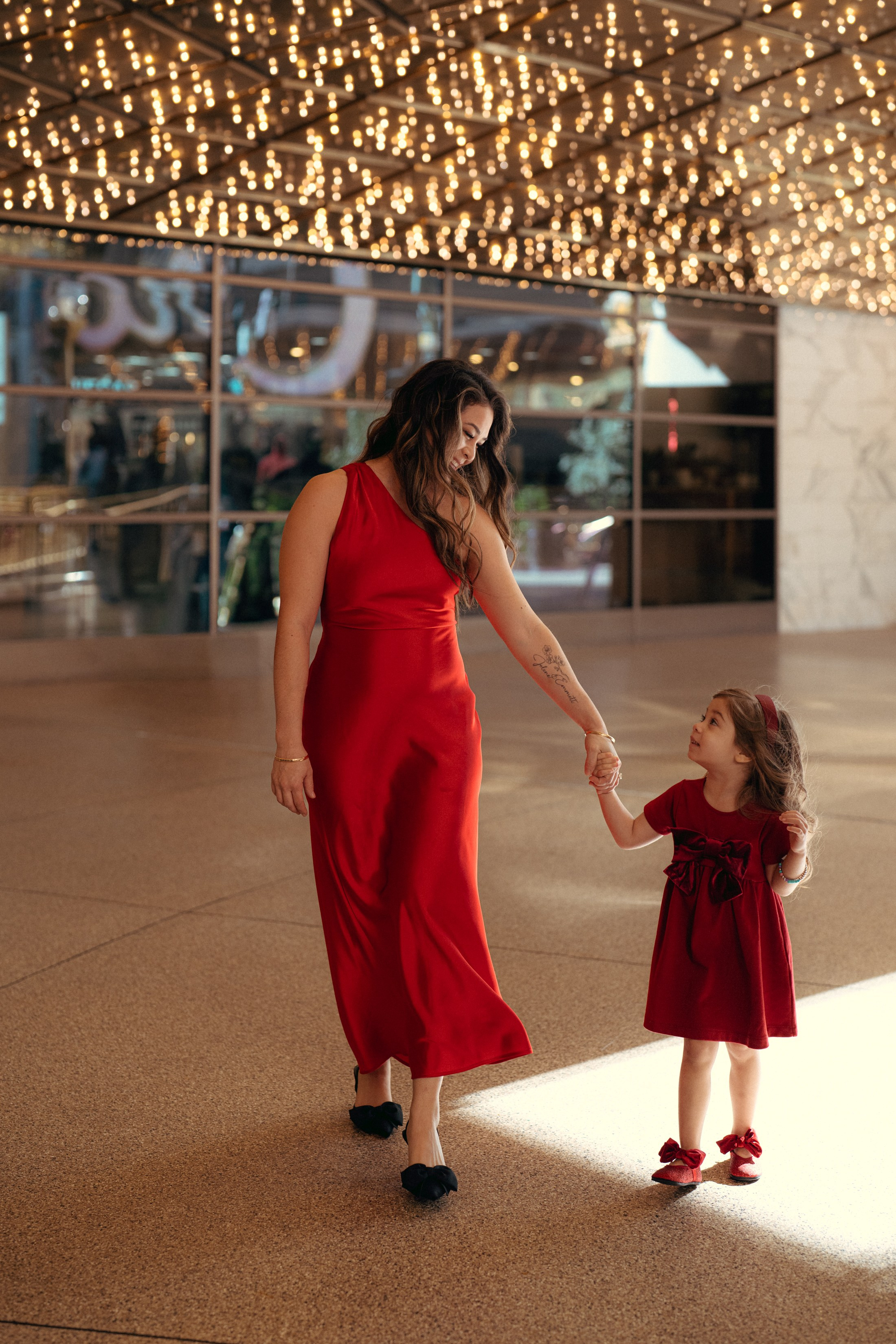 Brianna, Glenn, Jojo and Emmett. Wedding & elopement photographer Viktoriya Kravtsov. Las Vegas