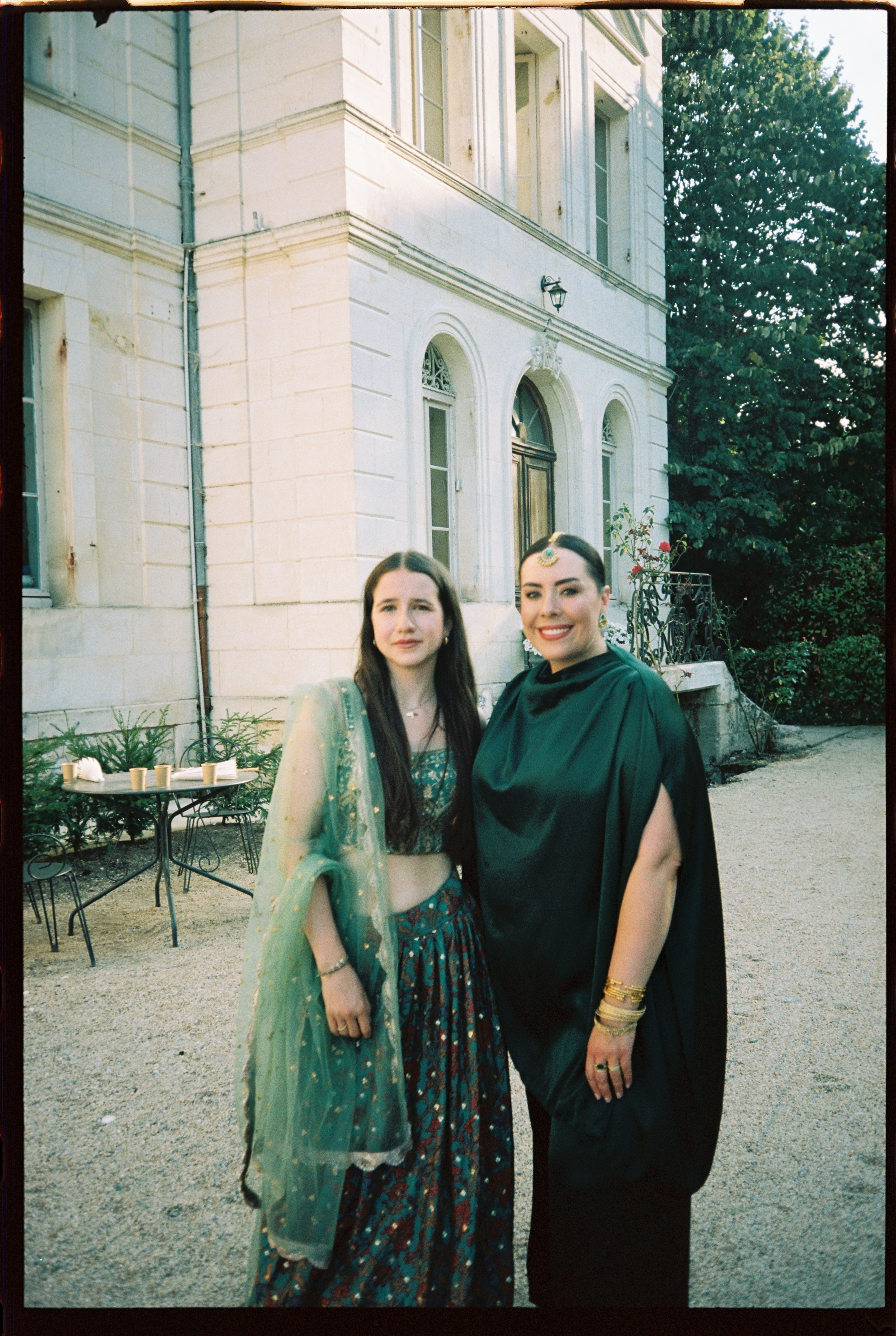 Wedding in a French Château | Destination Wedding Photography. Wedding photographer in Italy