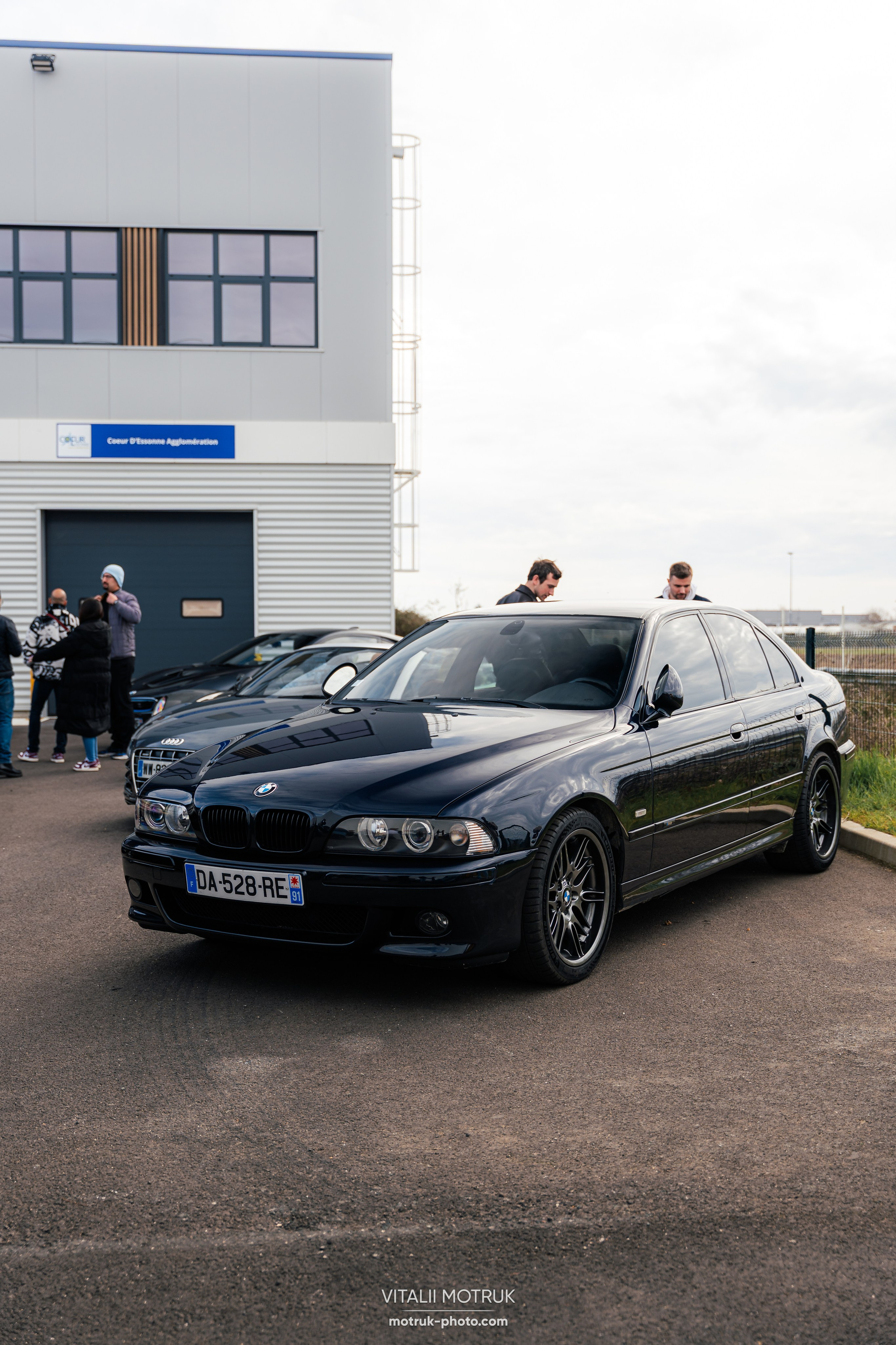 Cars and Coffee 9 mars — BEMA. Photographe de voitures à Paris — Vitalii Motruk