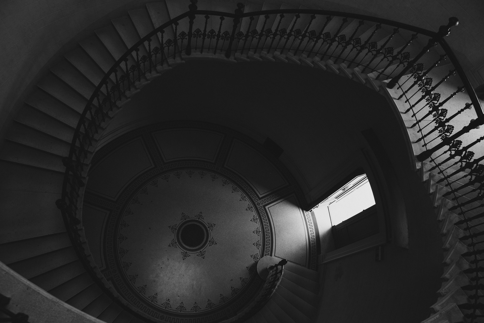 spiral staircase| Budapest 2026 | CANON 6D