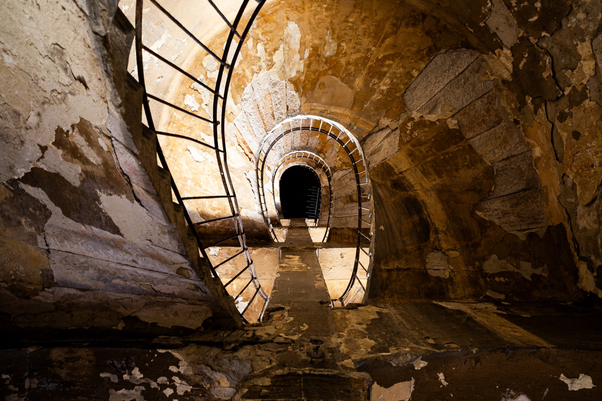 stairs| Budapest 2026 | CANON 6D