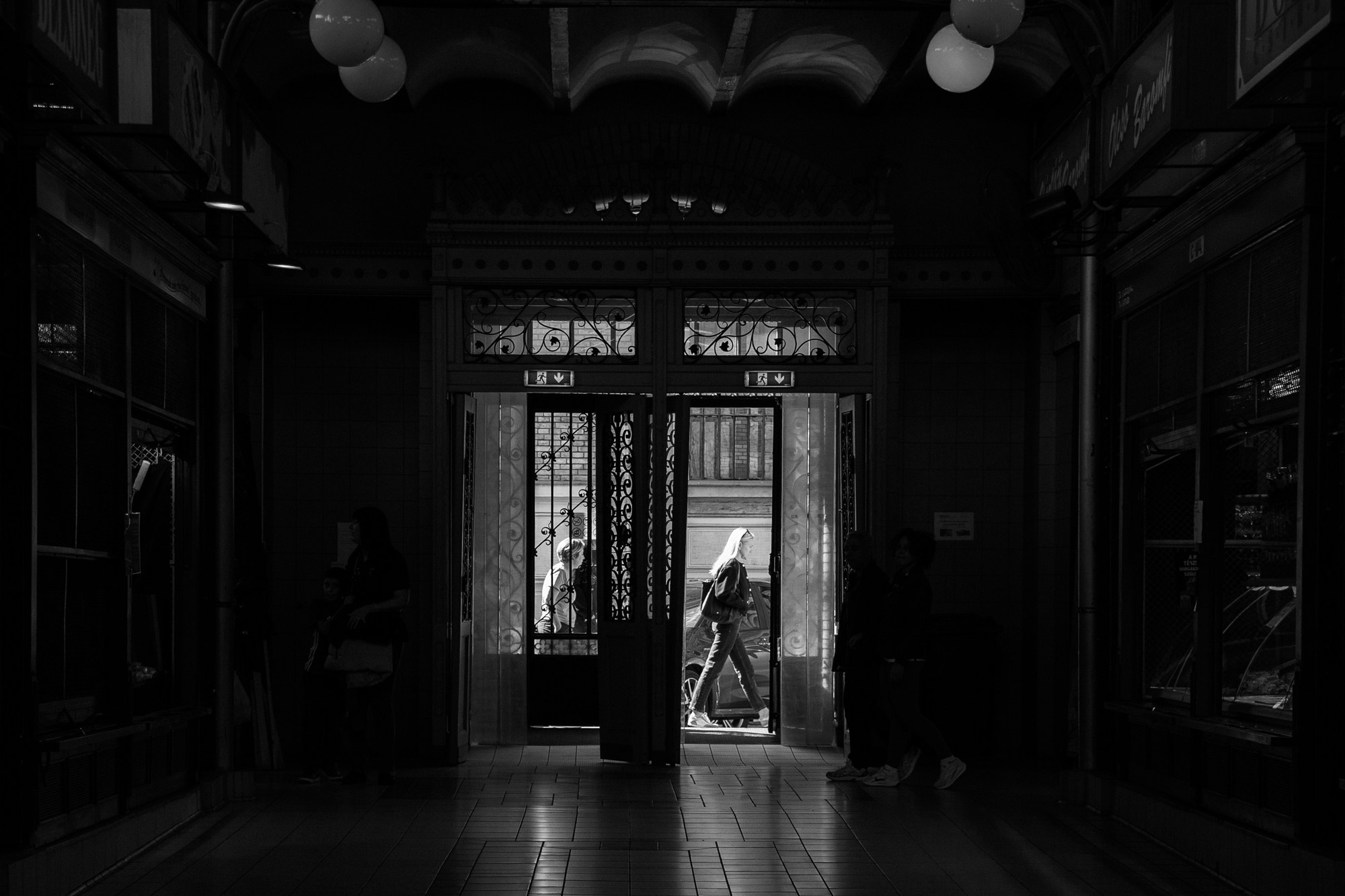 a passerby in the doorway| Budapest 2026 | CANON 6D