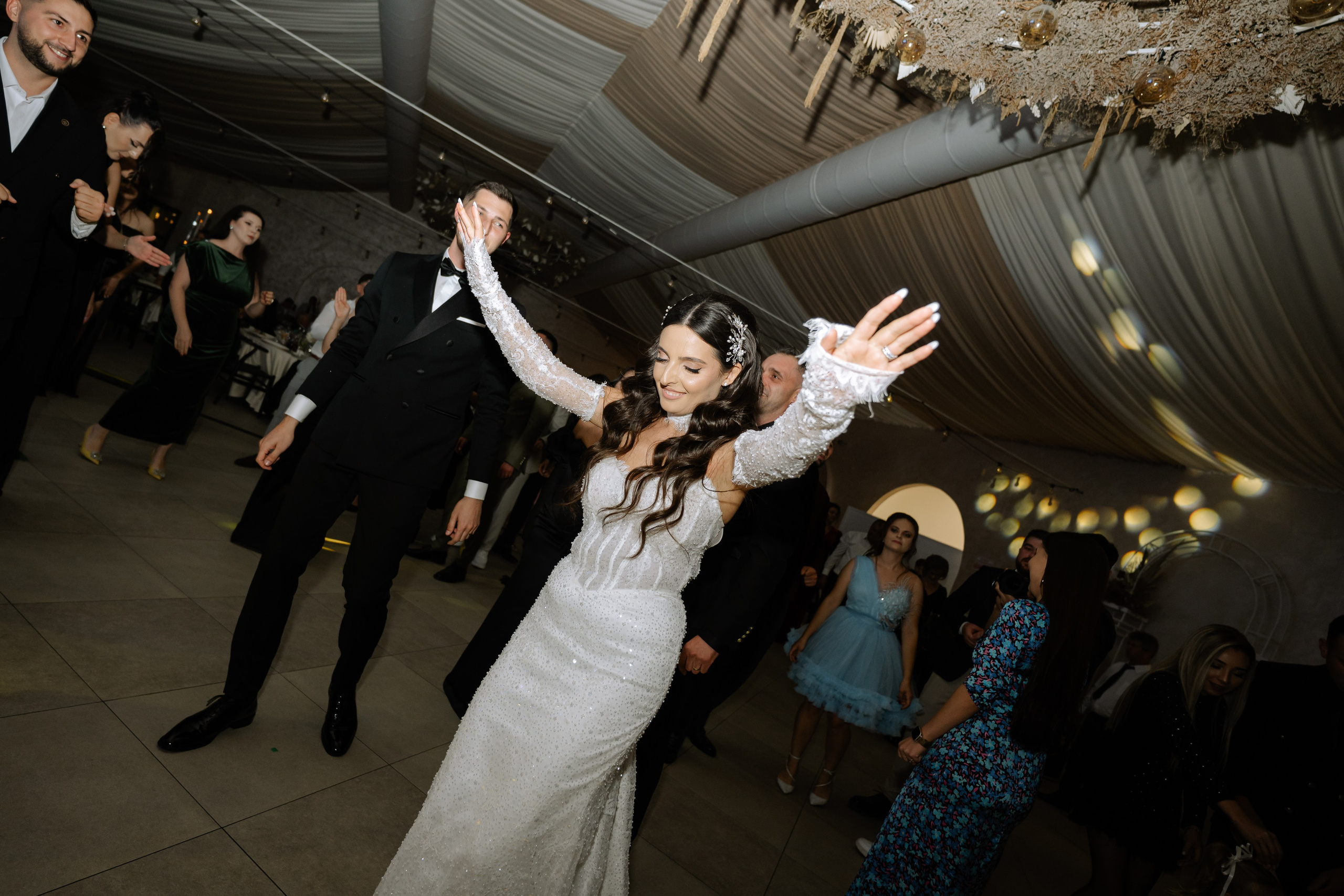 Ana Maria + Flavian | Wedding day. Proud Vision Weddings | Wedding Photography & Films — Servicii profesionale Foto Video Nunta Iasi