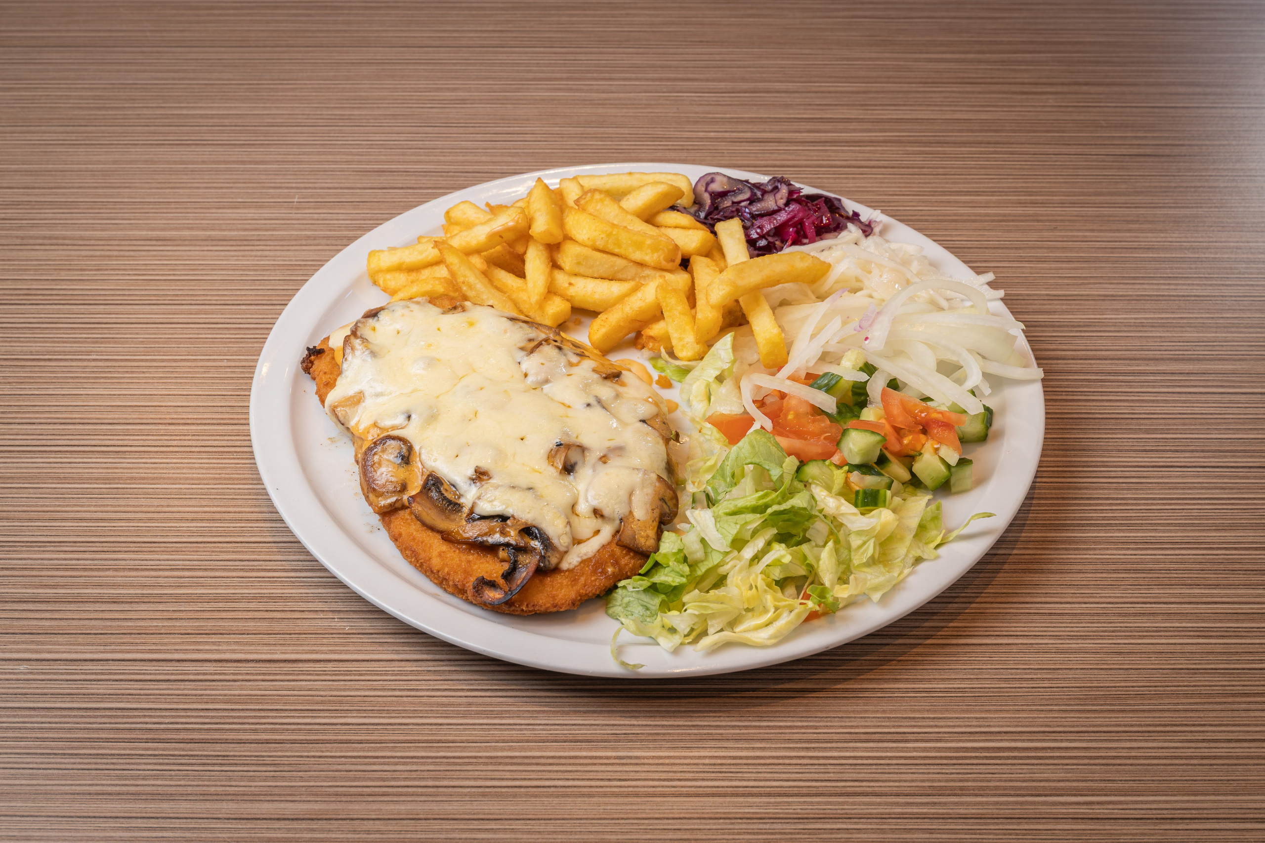 Lieferando Menu. Фотограф Сергей Невельский в Дортмунде — Эмоциональные свадебные фильмы, съемка недвижимости & индивидуальные фотоальбомы