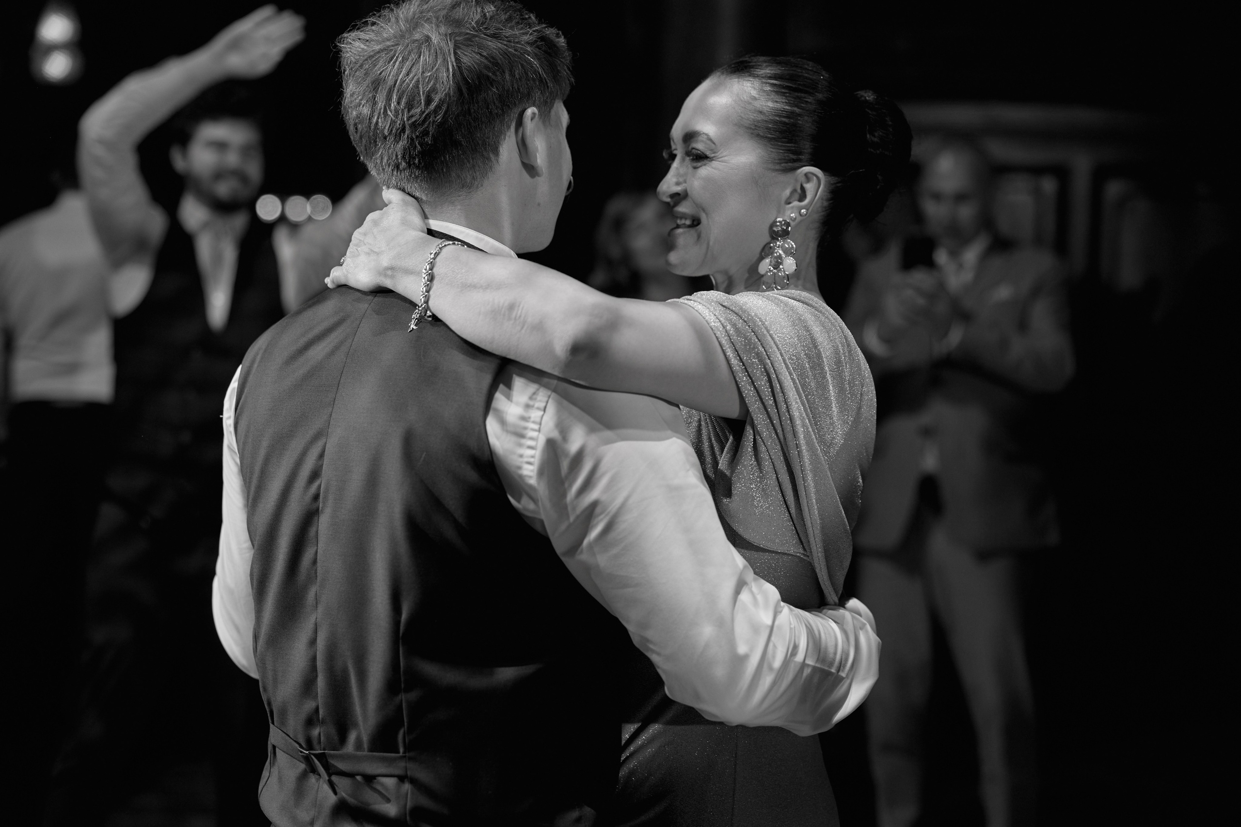 Wiktoria & Kacper. Pałac Goetz. Fotograf ślubny i rodzinny w Krakowie Yana Klymova