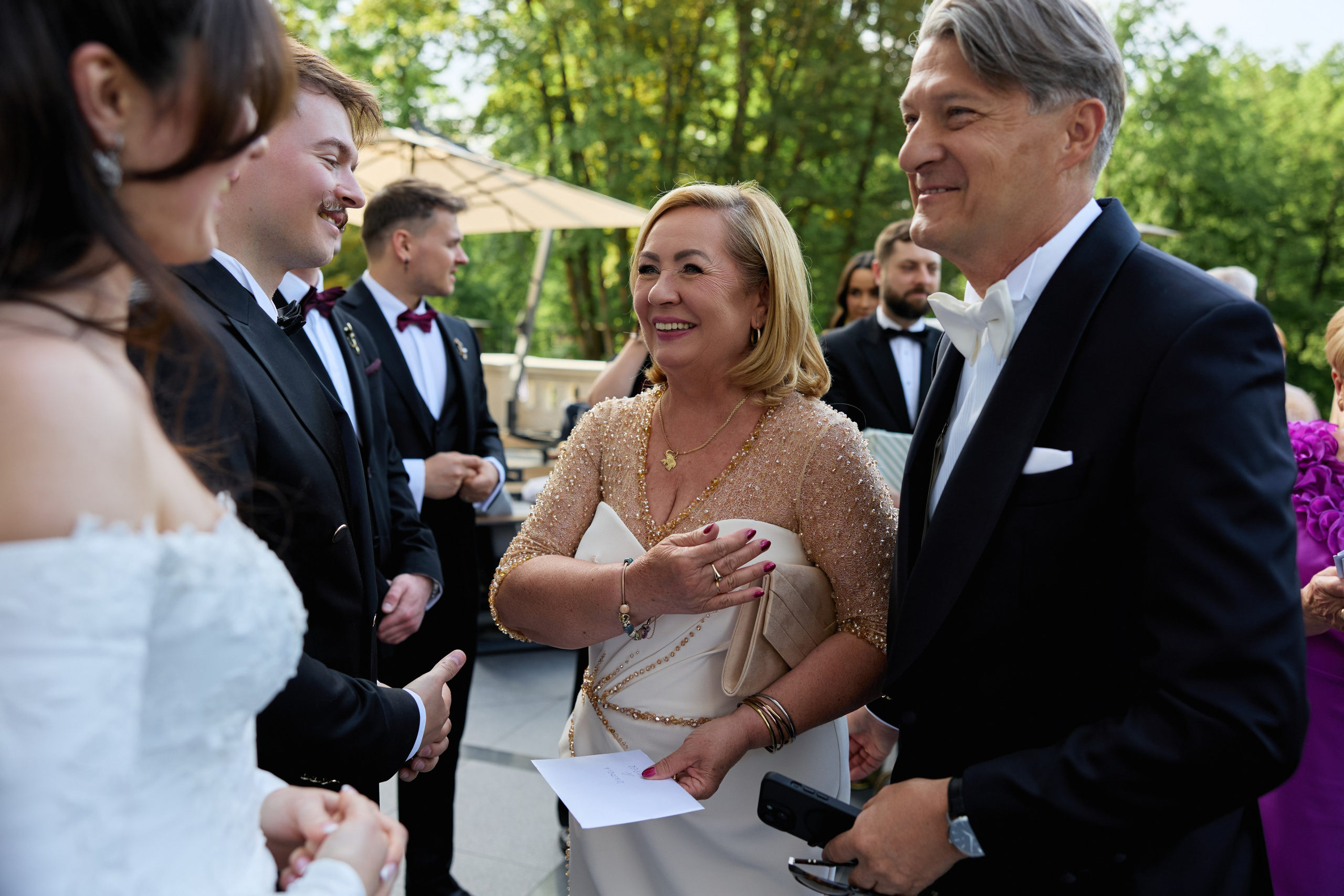 Wiktoria & Kacper. Pałac Goetz. Fotograf ślubny i rodzinny w Krakowie Yana Klymova