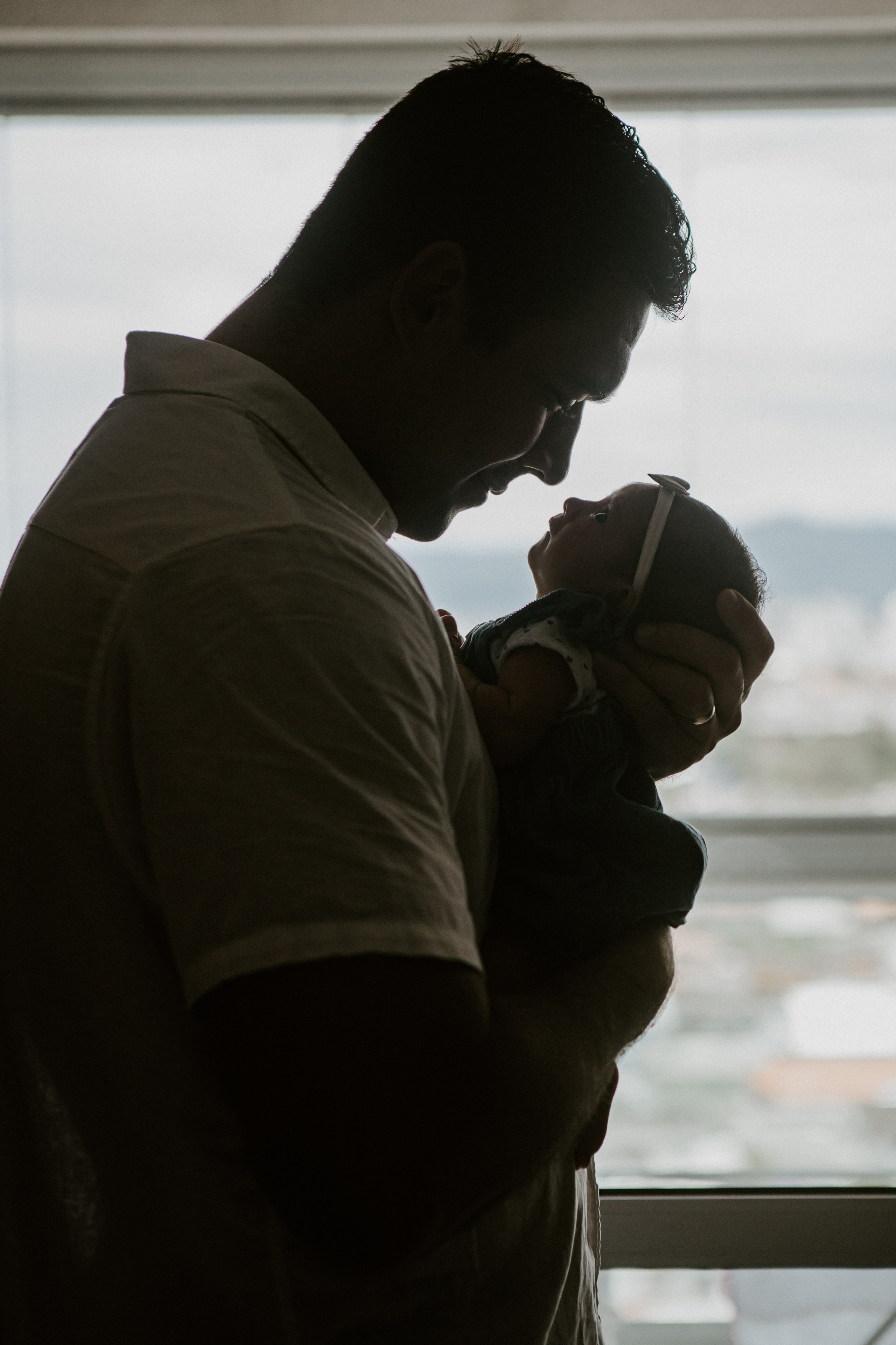 Bebê em casa. Fotógrafa de família