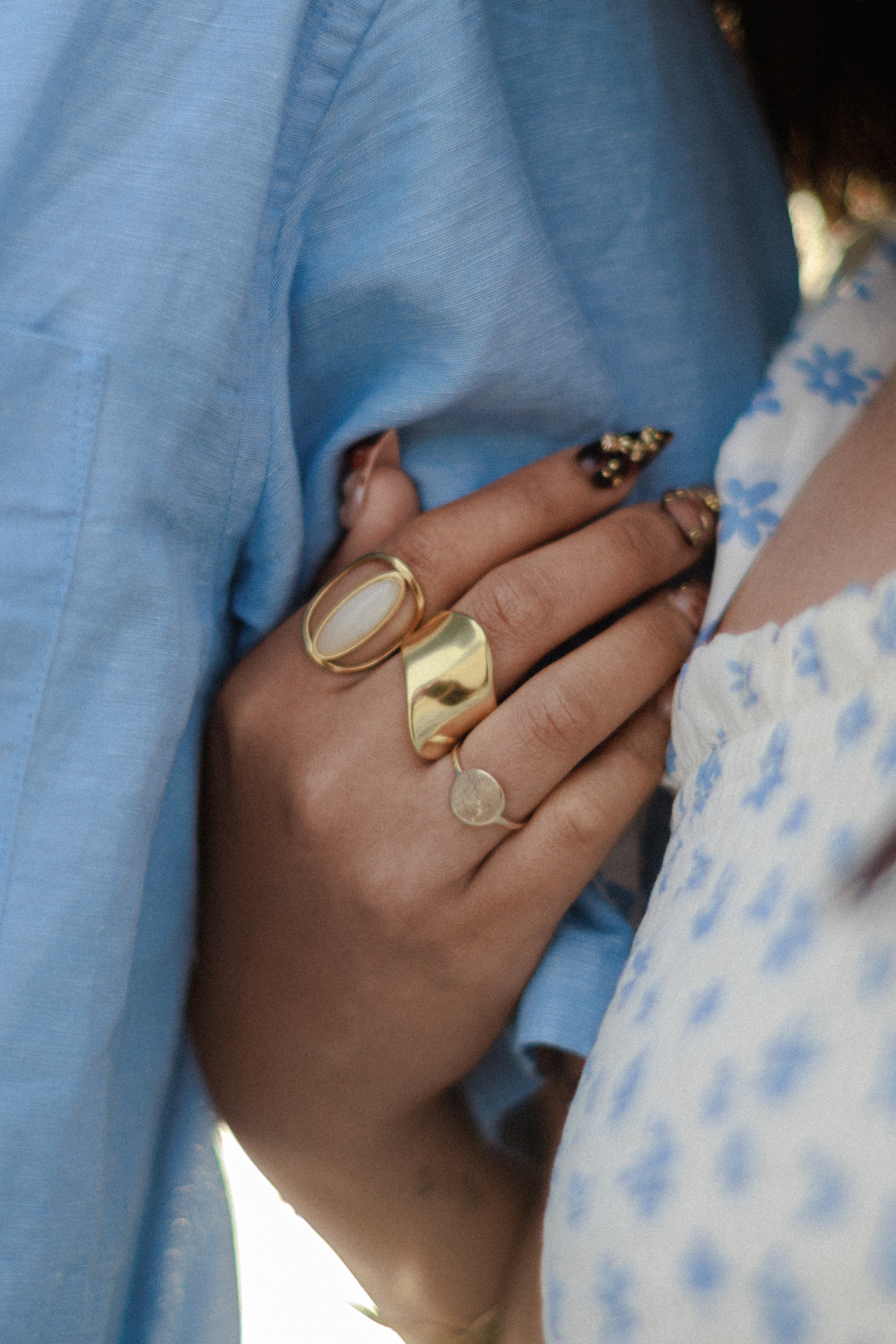 Thea and Jordan in Athens. Photographer in Greece Kristina