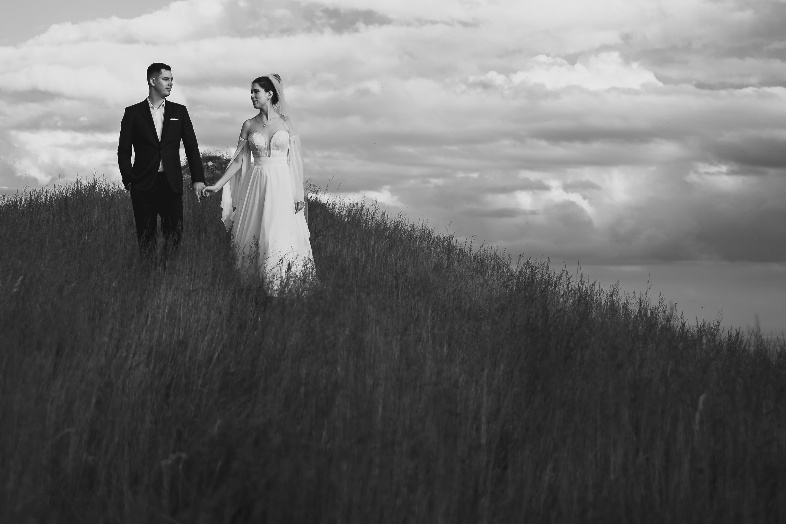 Trash the dress — Lorena&Adi  - Mihai Popa. Mihai Popa |Wedding Photographer | Worldwide | Bucharest