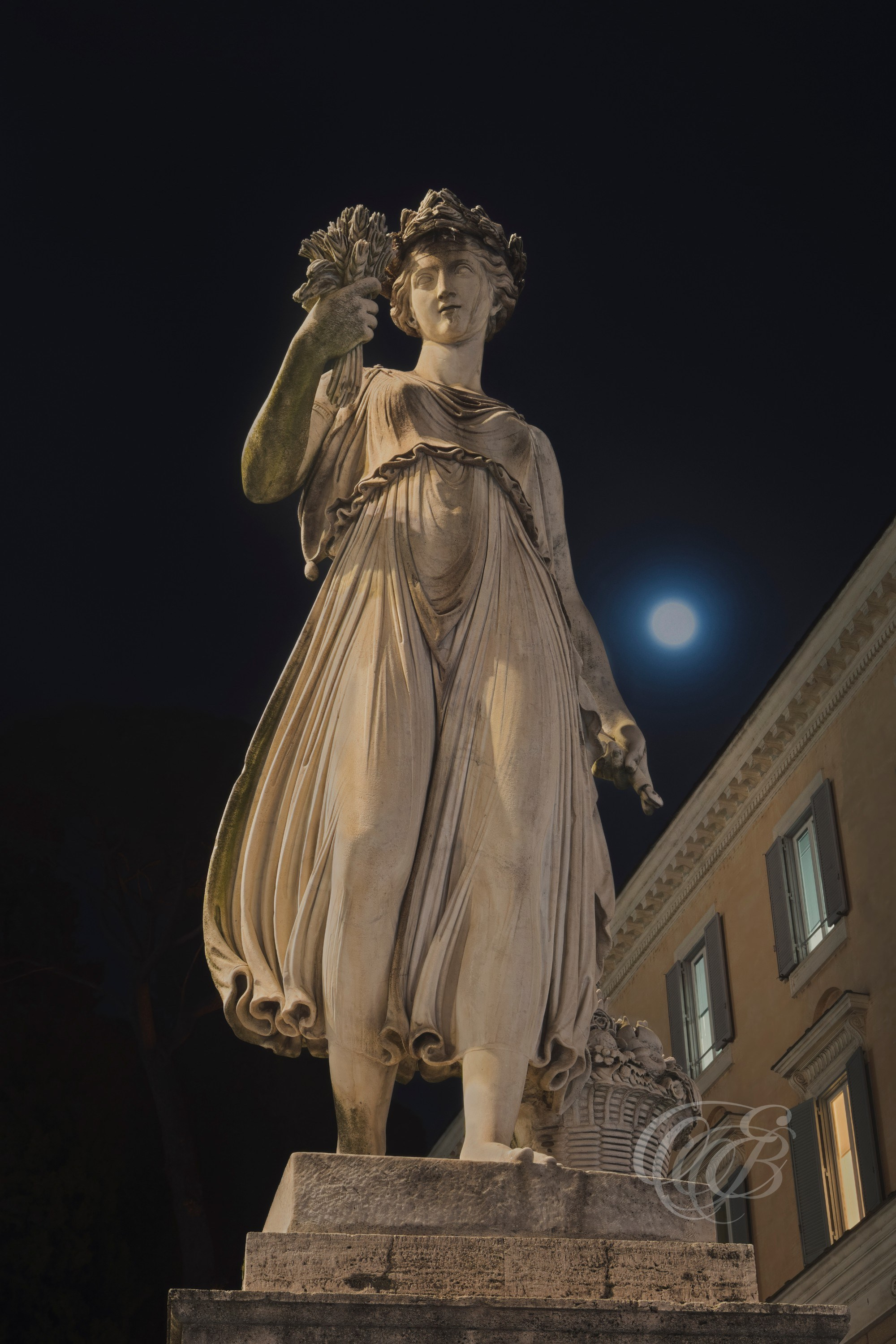 Rome, Italy — Piazza del Popolo Roma Flora Statue — Eduardo Bartoli Photography — Photograph of the Flora statue in Piazza del Popolo, allegorical sculpture representing the Roman goddess of flowers and spring within the historic square redesigned by Giuseppe Valadier in Rome, Italy — Rome, Italy — Piazza del Popolo Roma Flora Statue — Eduardo Bartoli Photography.